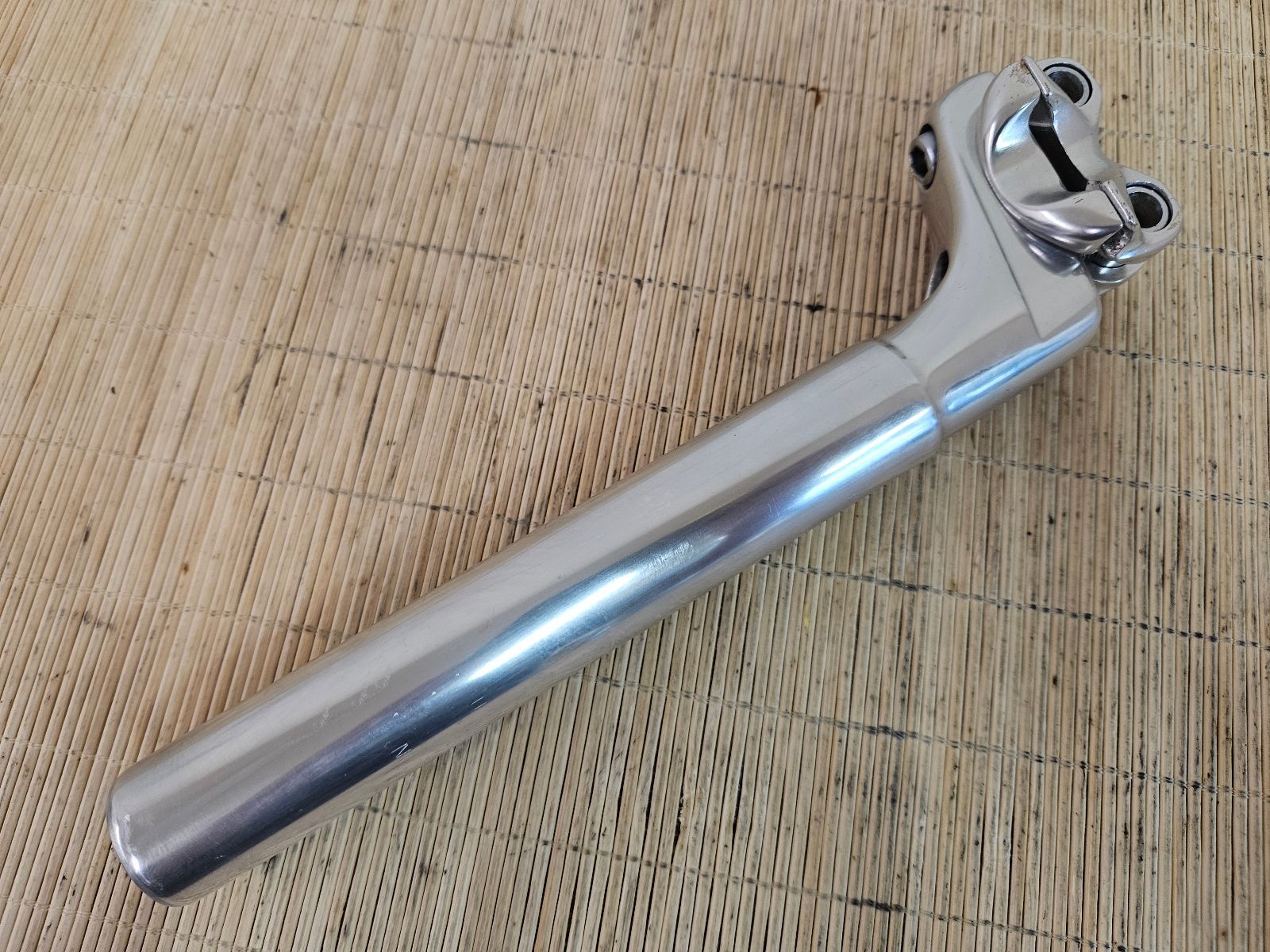 NITTO NJ-SP72 シートポスト 27.2mm w30 Nitto NJS SP72 Seatpost 26.8