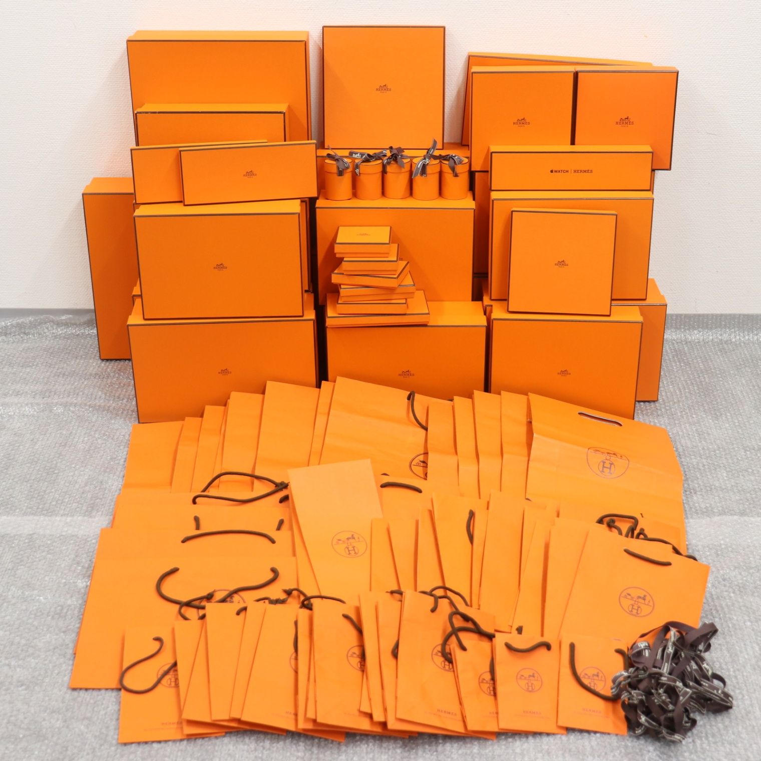 IT9RJSI802W4 HERMES エルメス BOX ショッパー 純正 紙袋 オレンジ 空き箱 ボックス リボン ショッパー49枚 箱37個