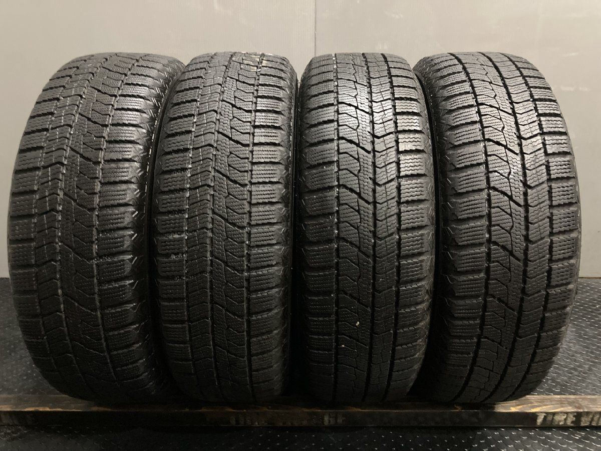 TOYOスタッドレスタイヤ 15インチ鉄ホイール185/60R15 4本セット