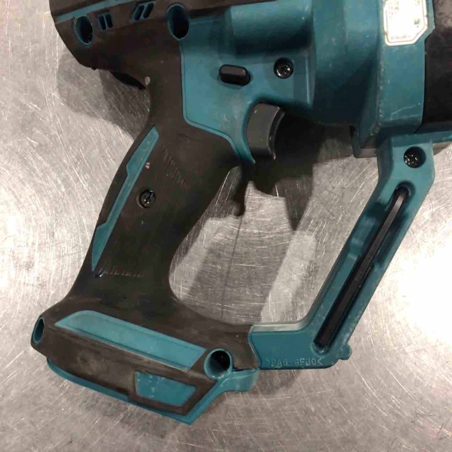 makita コードレス全ネジカッター