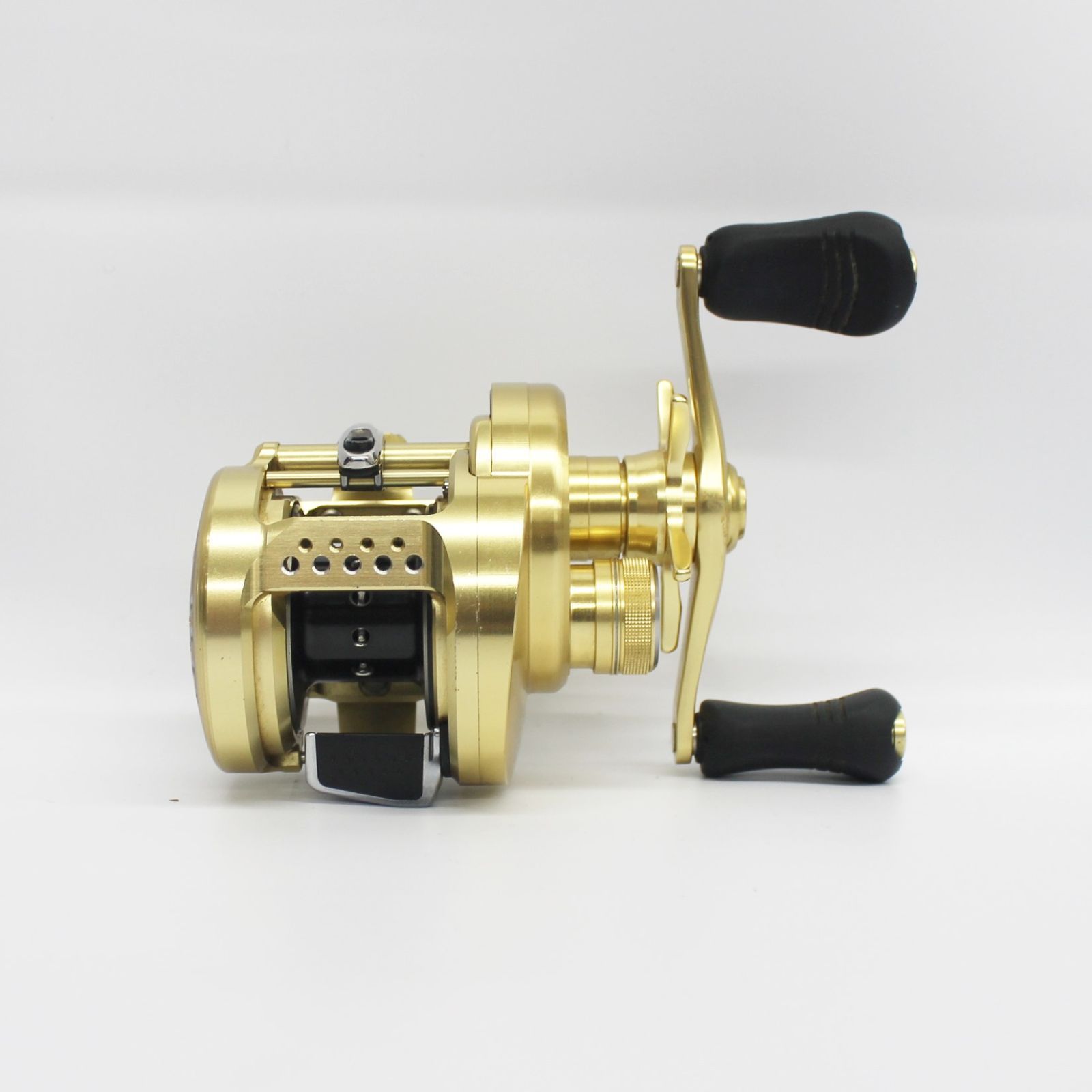 【中古】SHIMANO 14 CALCUTTA CONQUEST 200 03204