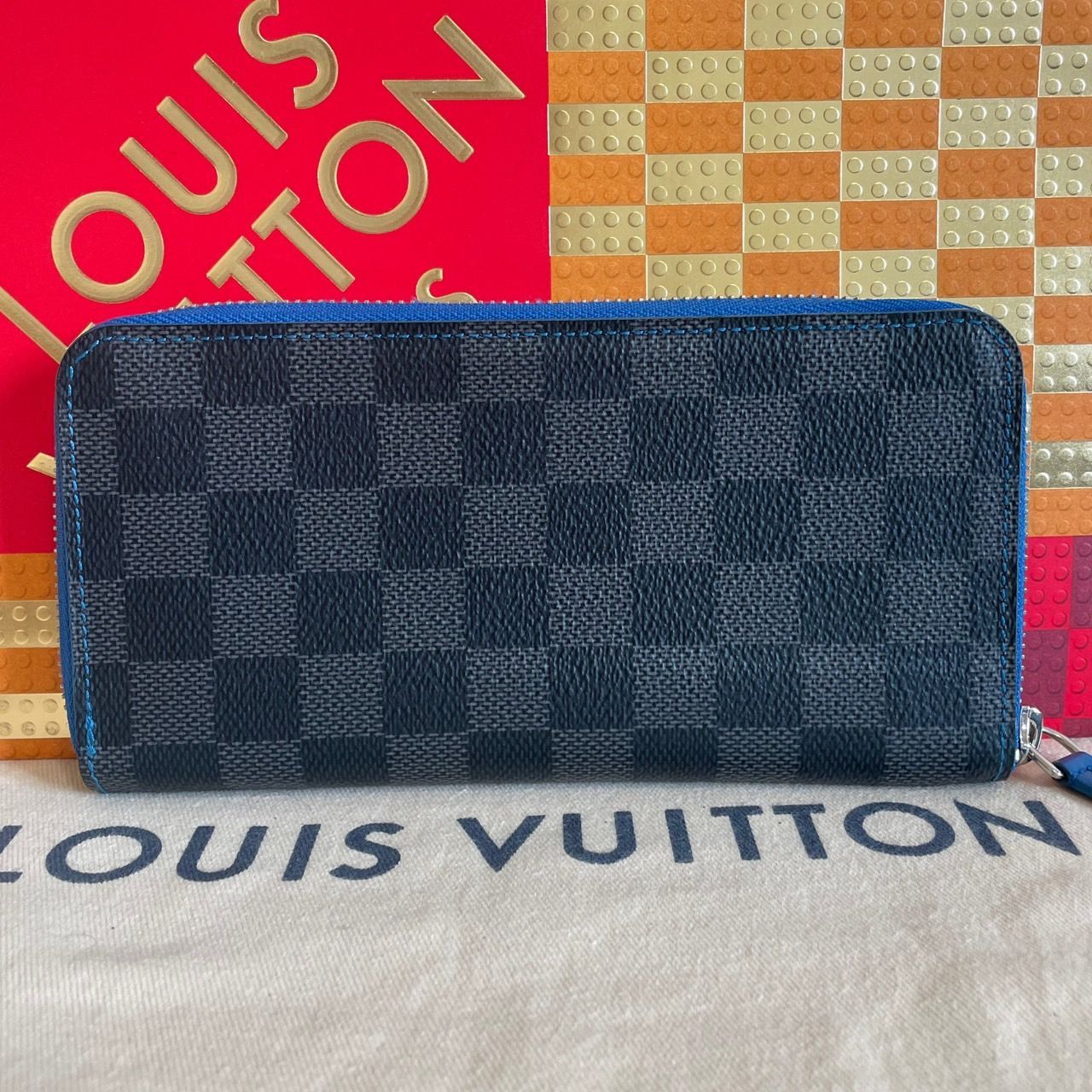 新品同然！ ルイヴィトン ダミエグラフィック 折り財布 74.32