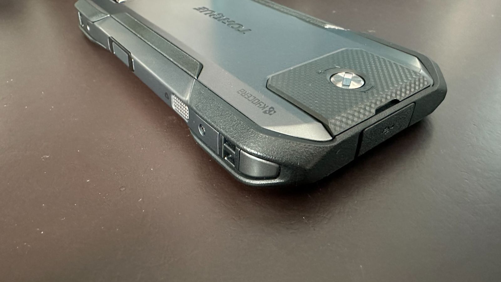 超美品】KYG03 TORQUE G06 au Android スマホ 本体 - メルカリ
