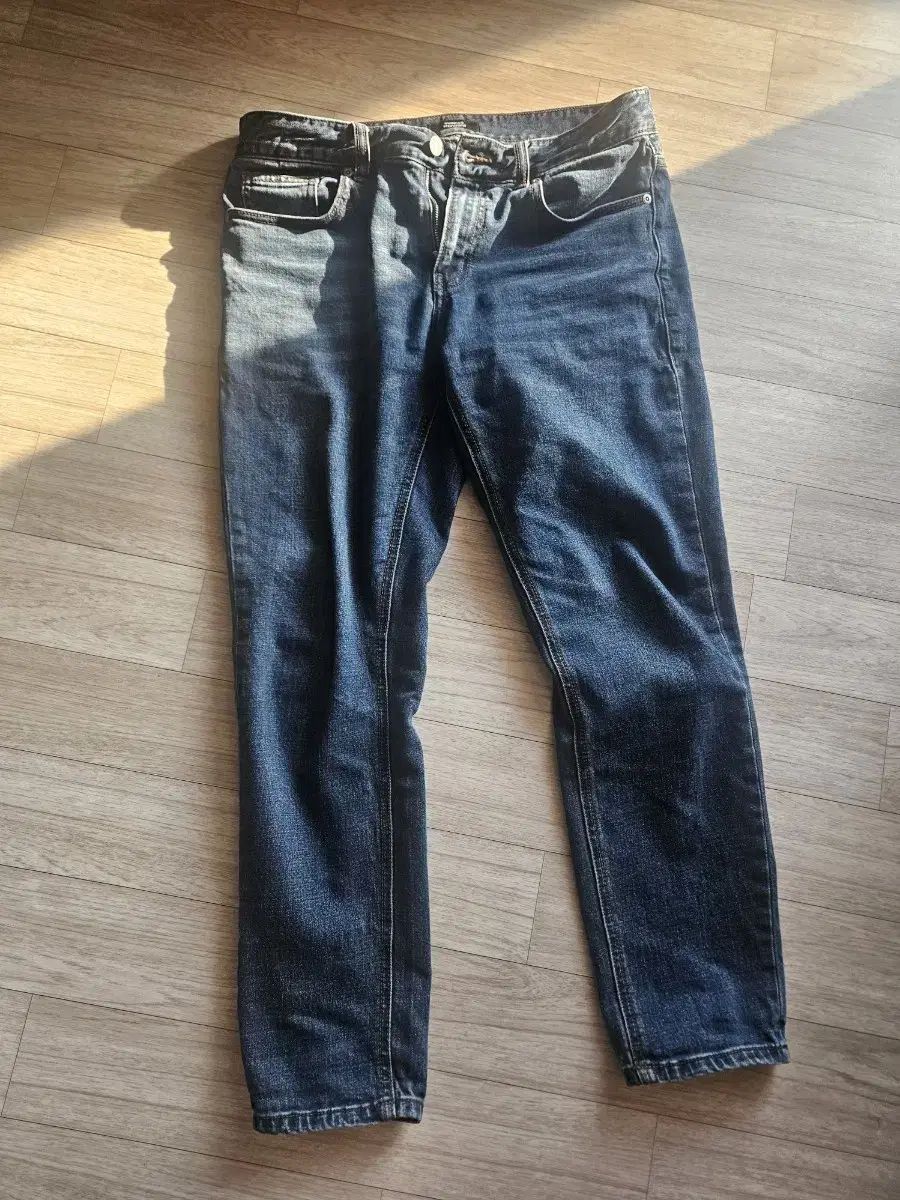 【雷市場（ポンジャン）商品韓国直送】 MUSINSA(ムシンサ) スタンダード スリム クロップド デニム パンツ 出品