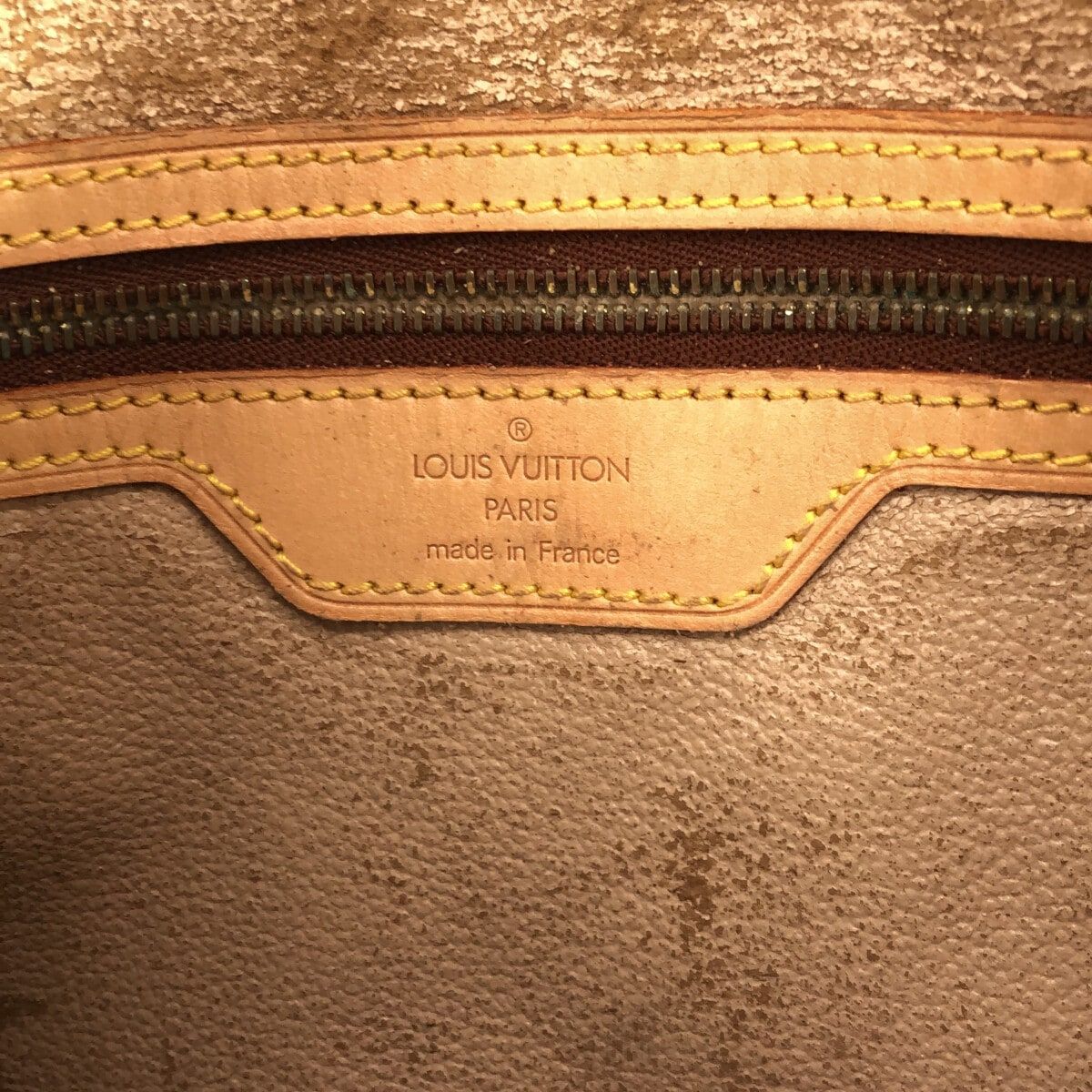 VUITTON ルイヴィトン