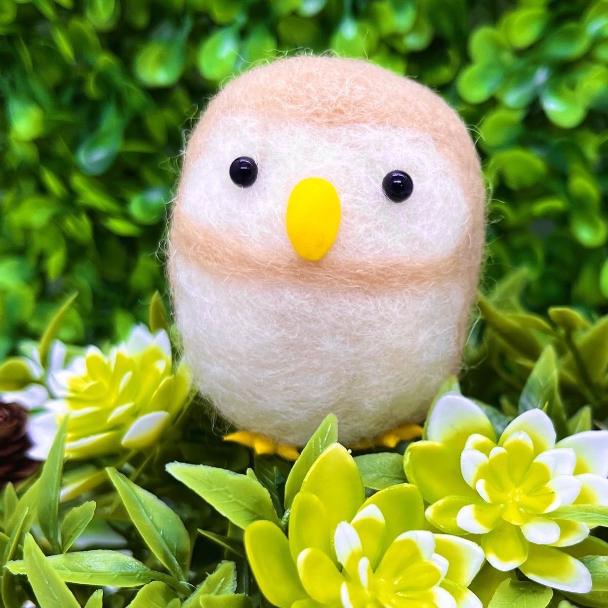 羊毛フェルト　ふくろうマスコット