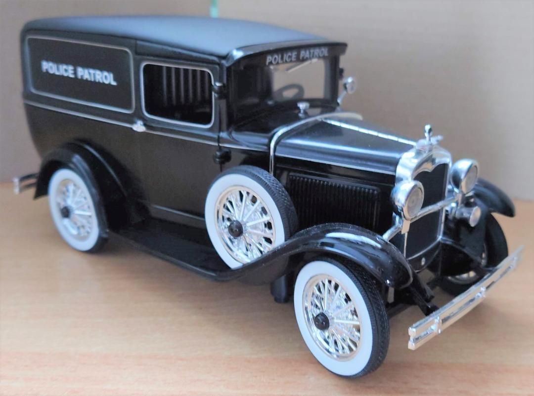1/18 フォード パネル ポリスワゴン Ford panel car 1931 1/18 フォード パネル ポリスワゴン Ford panel car 1931 - メルカリ