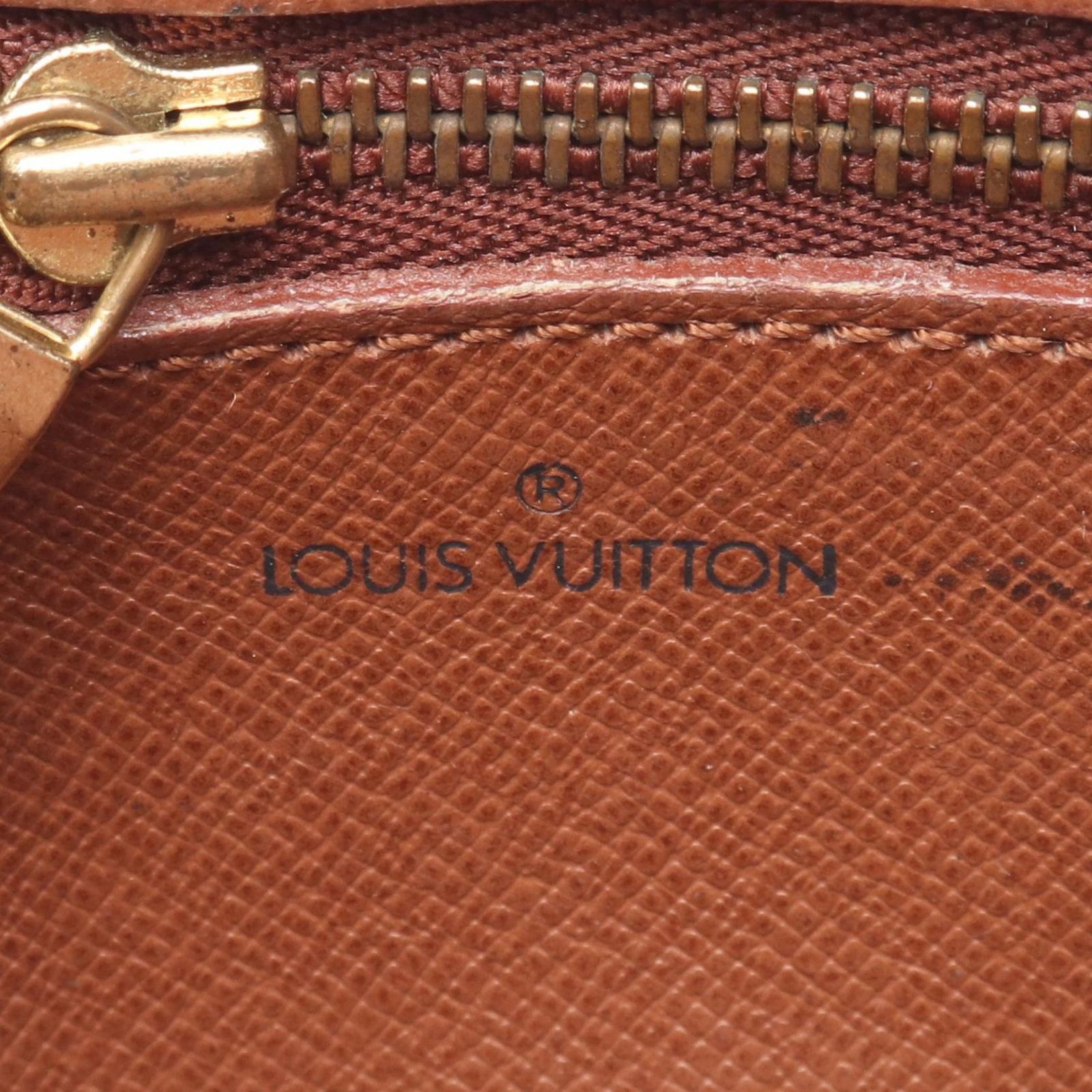 VUITTON ルイ