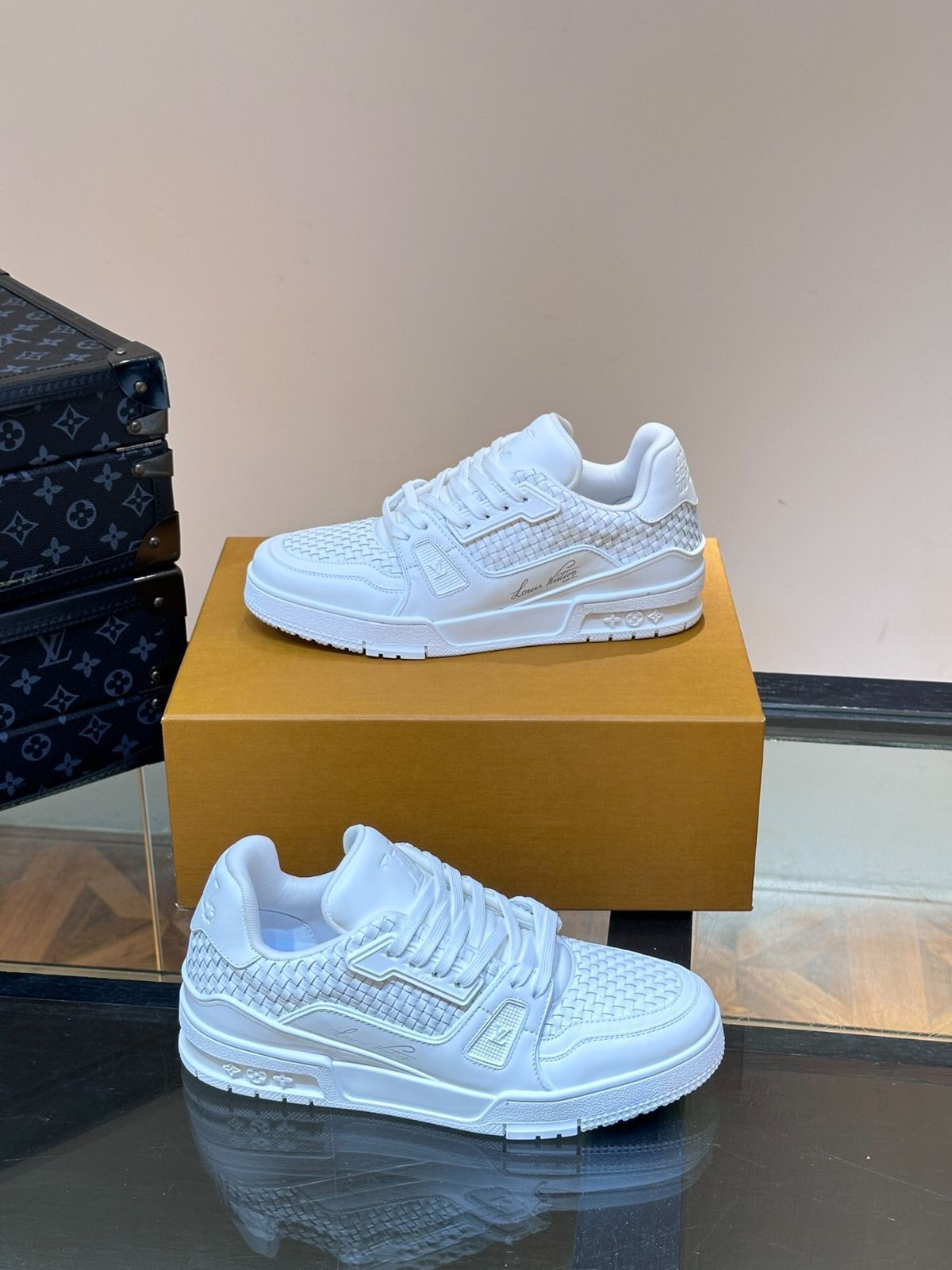 Louis Vuitton trainer ホワイトメンズカジュアルスニーカー