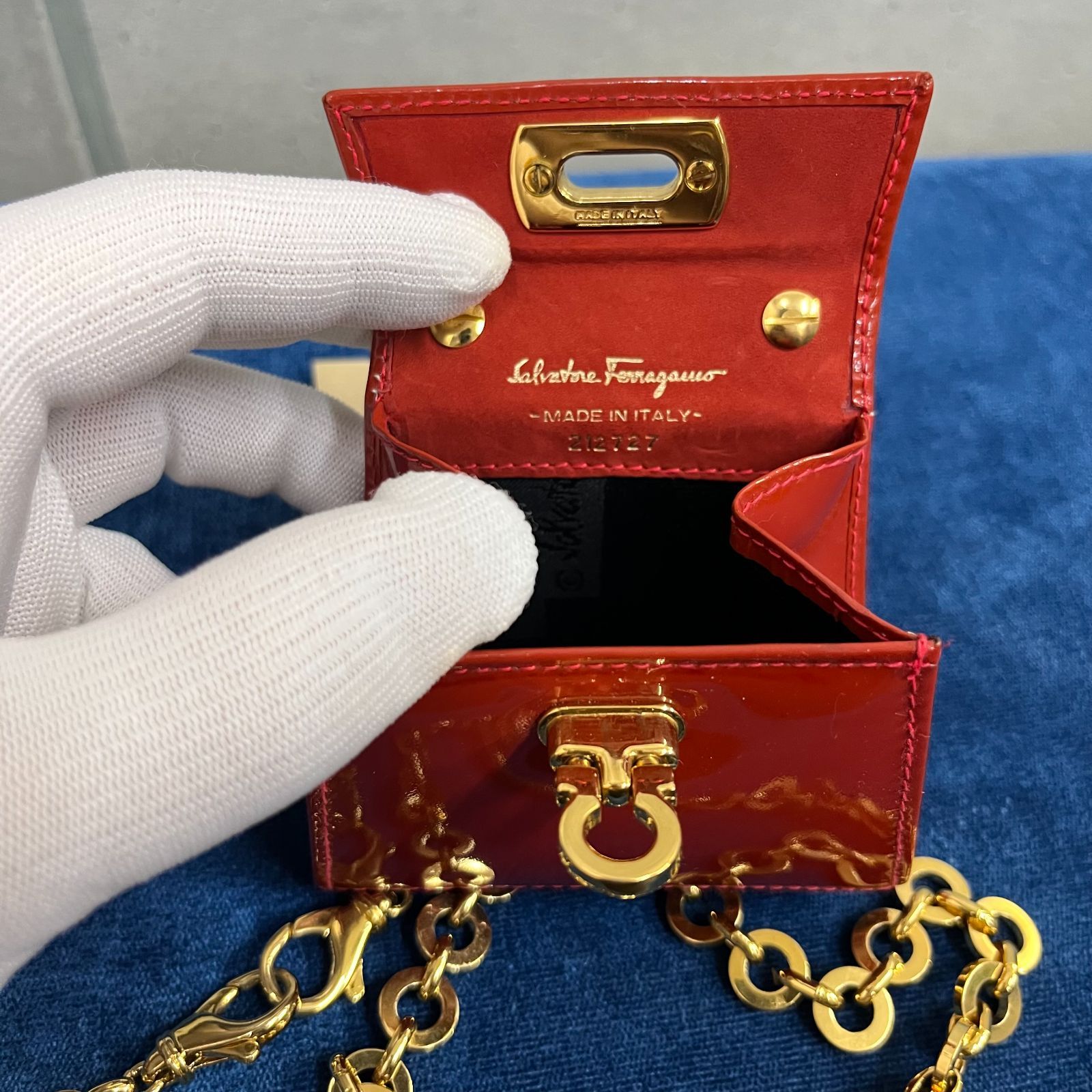 レア 希少 サルヴァトーレ フェラガモ salvatore ferragamo イタリア製
