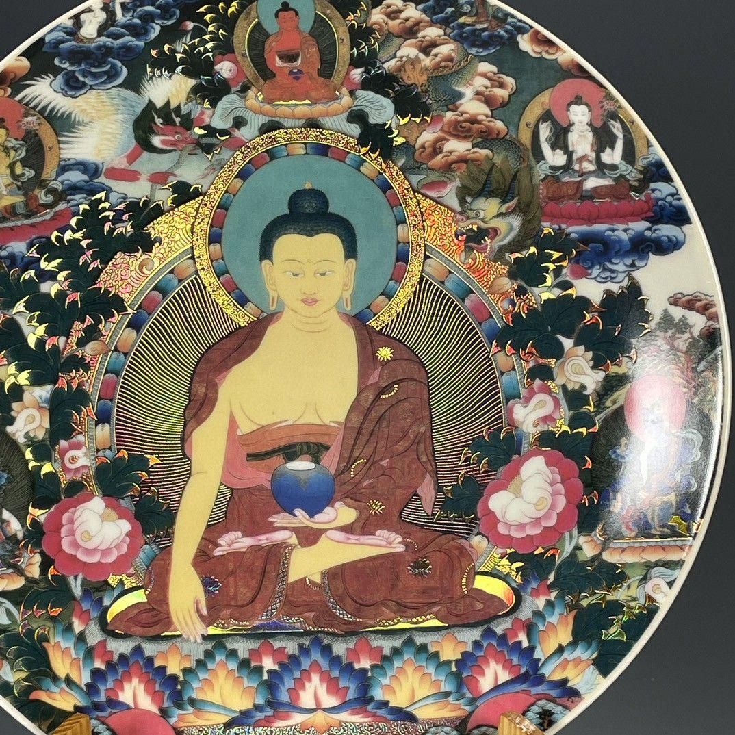 清大乾隆鎏金馬到成功紋賞盤 景徳鎮 陶磁器 装飾品 現代工芸品 美術品 置物 清乾隆蒔金タンカ賞盤 景徳鎮 陶磁器 装飾品 現代工芸品 美術品