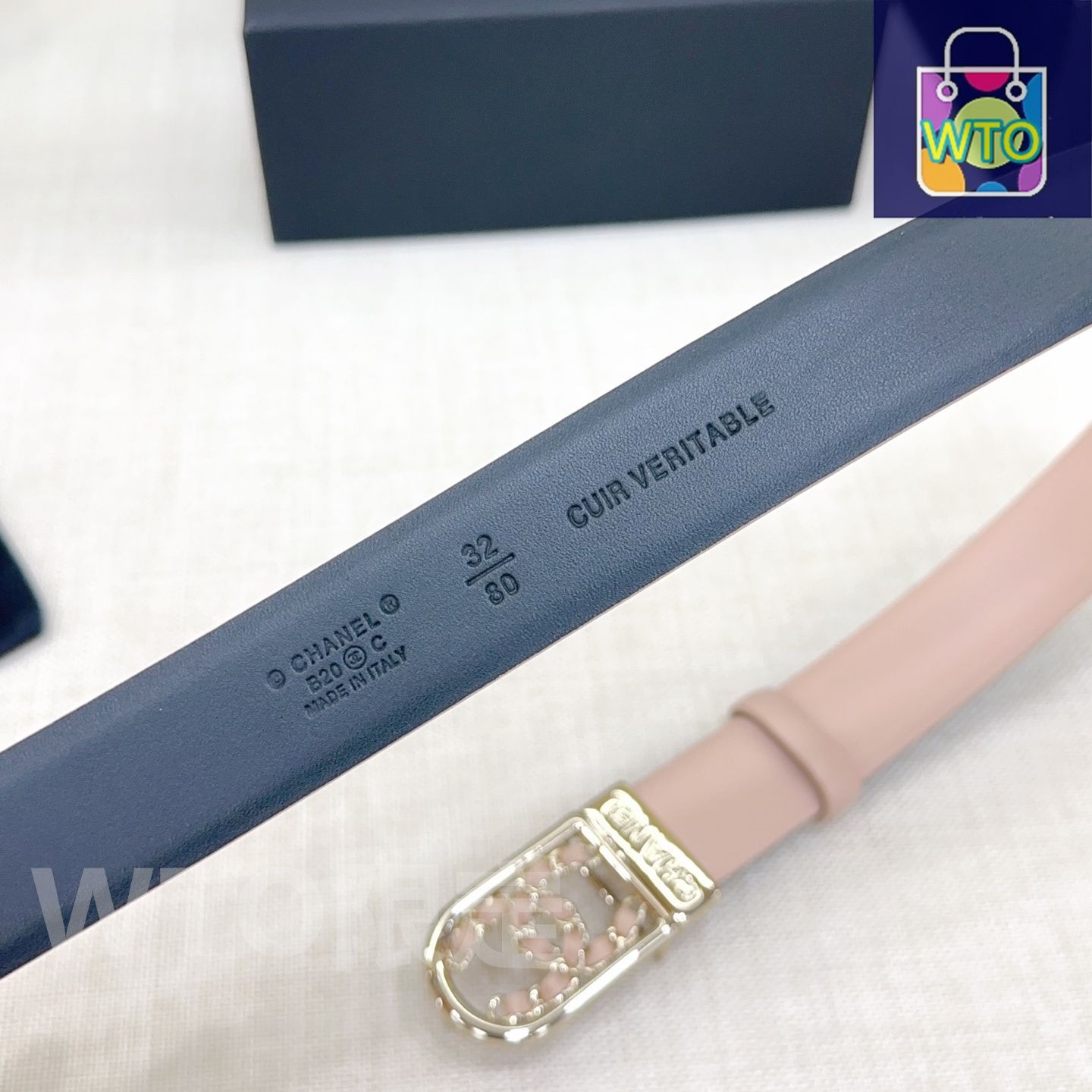 CHANEL レザー 多重巻きベルト CHANEL レザー 多重巻きベルト