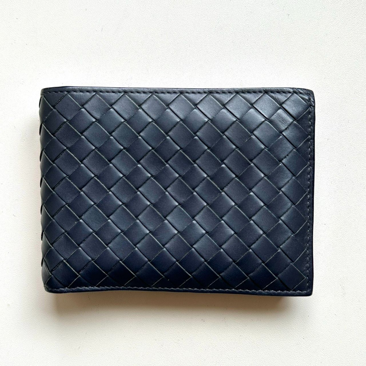 ボッテガヴェネタ BOTTEGA VENETA 二つ折り財布 イントレチャート ネイビー