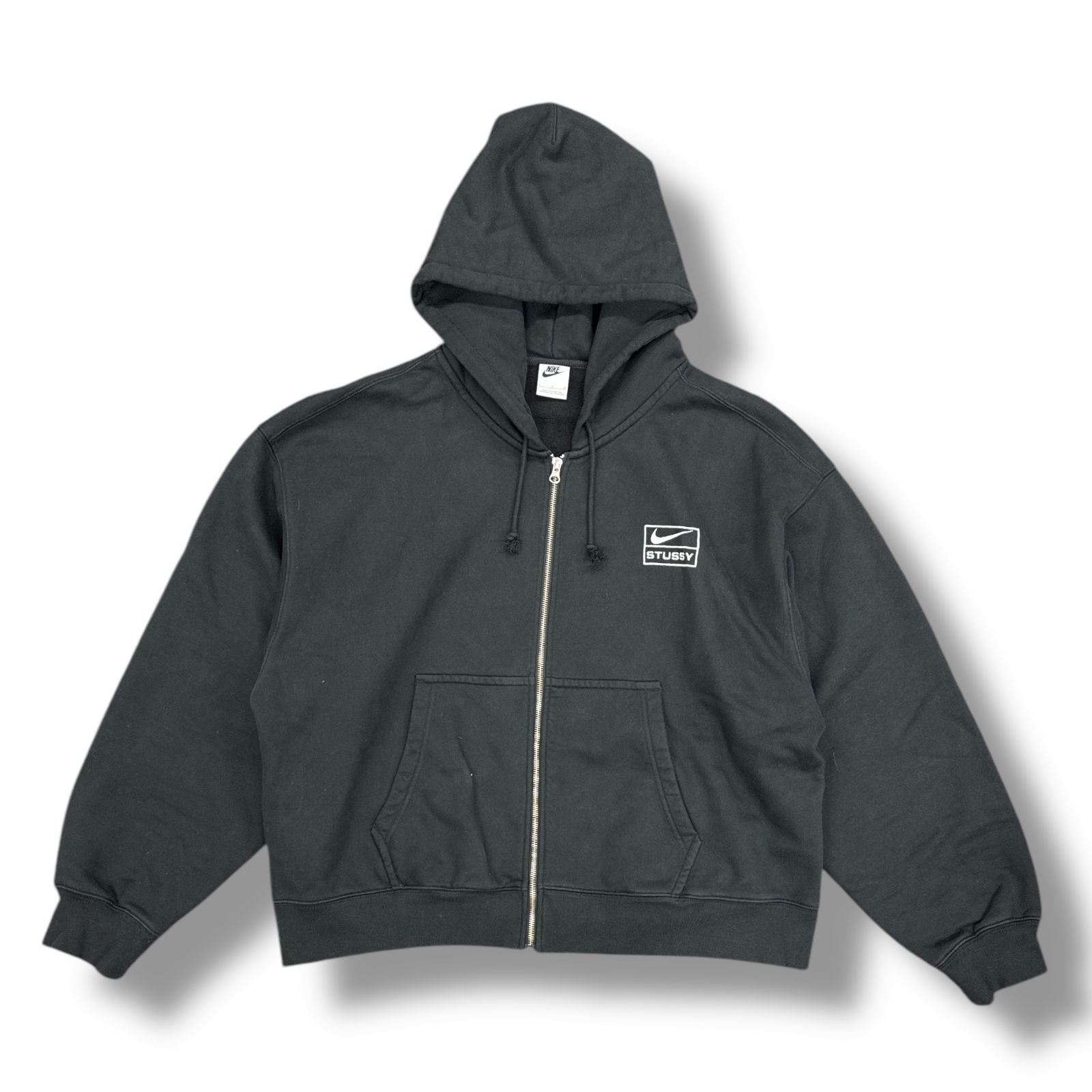 Nike Stussy コラボ ジップアップパーカー ブラック NIKE 23FW STUSSY x STONE WASHED FLEECE ZIP HOODIE BLACK
