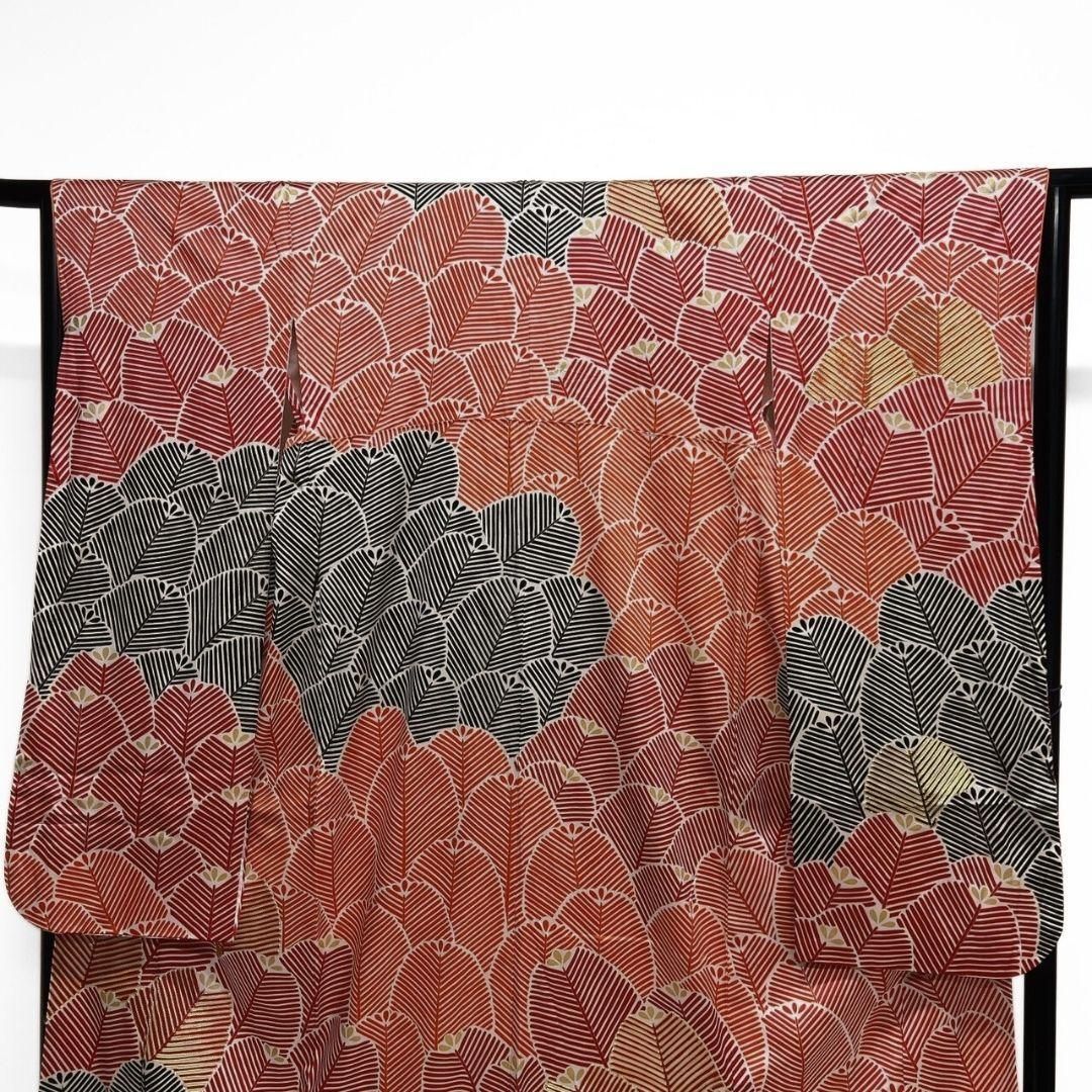 金駒刺繍　金彩　菊花　鶴伝統和模様　振袖　成人式 晴れの日 着物 022a p 金駒刺繍 金彩 菊花 鶴伝統和模様 振袖 成人式 晴れの日 着物