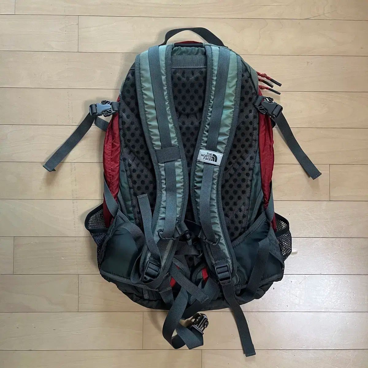 THE NORTH FACE ザ ノース フェイス バックパック 20 リットル