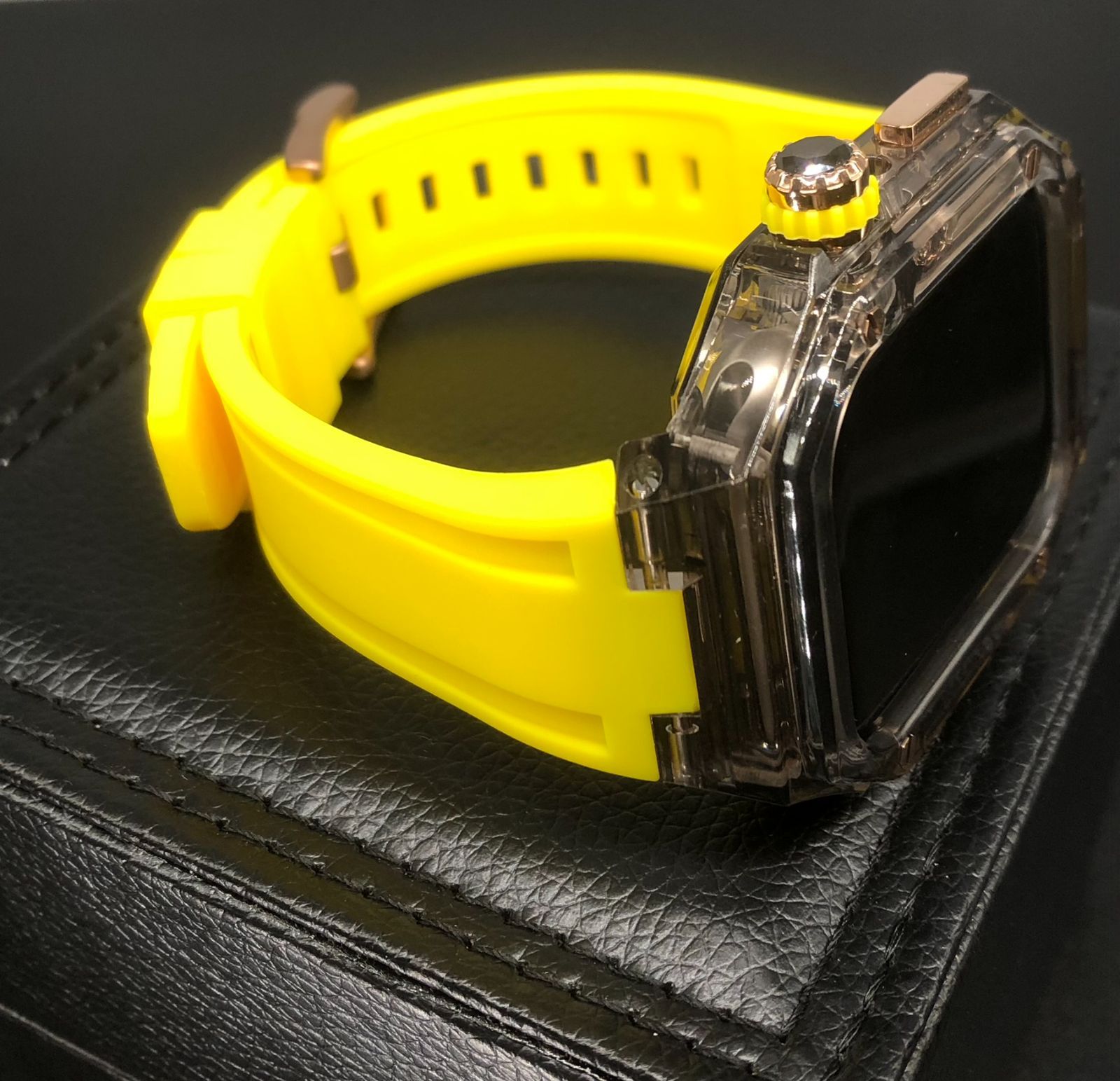 GimelZayin zc rg ブラッククリア イエロー★アップルウォッチ ラバーベルト カバー クリア ケース 40mm 41mm 44mm 45mm 46mm 49mm スポーツ メンズ レディース 4スクリュー Apple Watch バンド GimelZayin zc rg ブラッククリア イエロー★アップルウォッチ ラバーベルト カバー クリア ケース 40mm 41mm 44mm 45mm 46mm 49mm スポーツ メンズ レディース 4スクリュー Apple Watch バンド