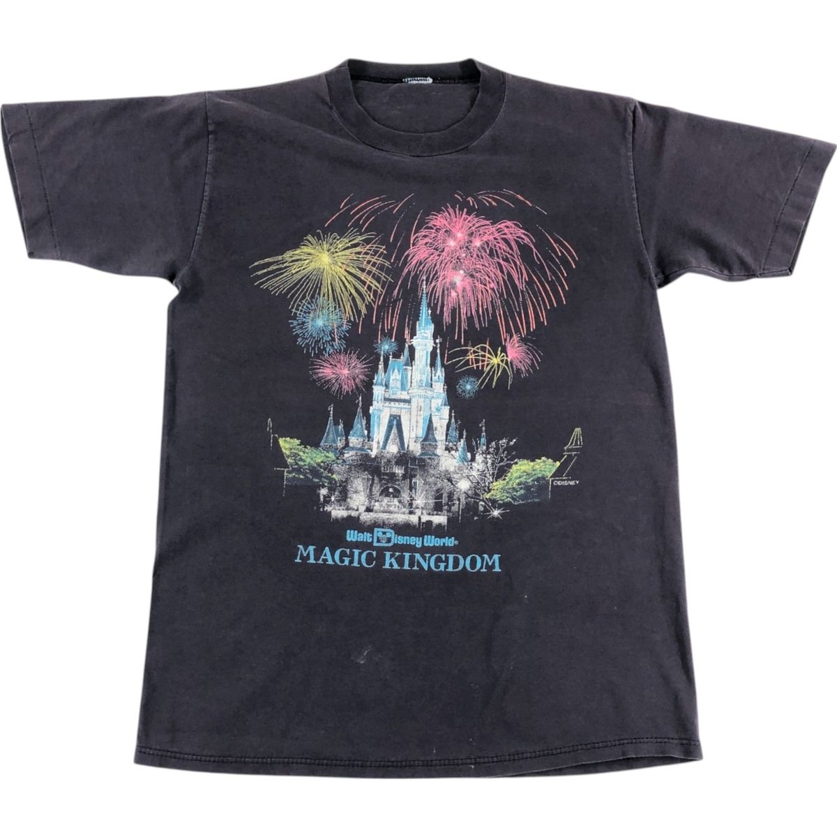 古着 WALT DISNEY WORLD MAGIC KINGDOM ディズニーワールドマジックキングダム プリントTシャツ レディースM相当 ヴィンテージ|evb009814