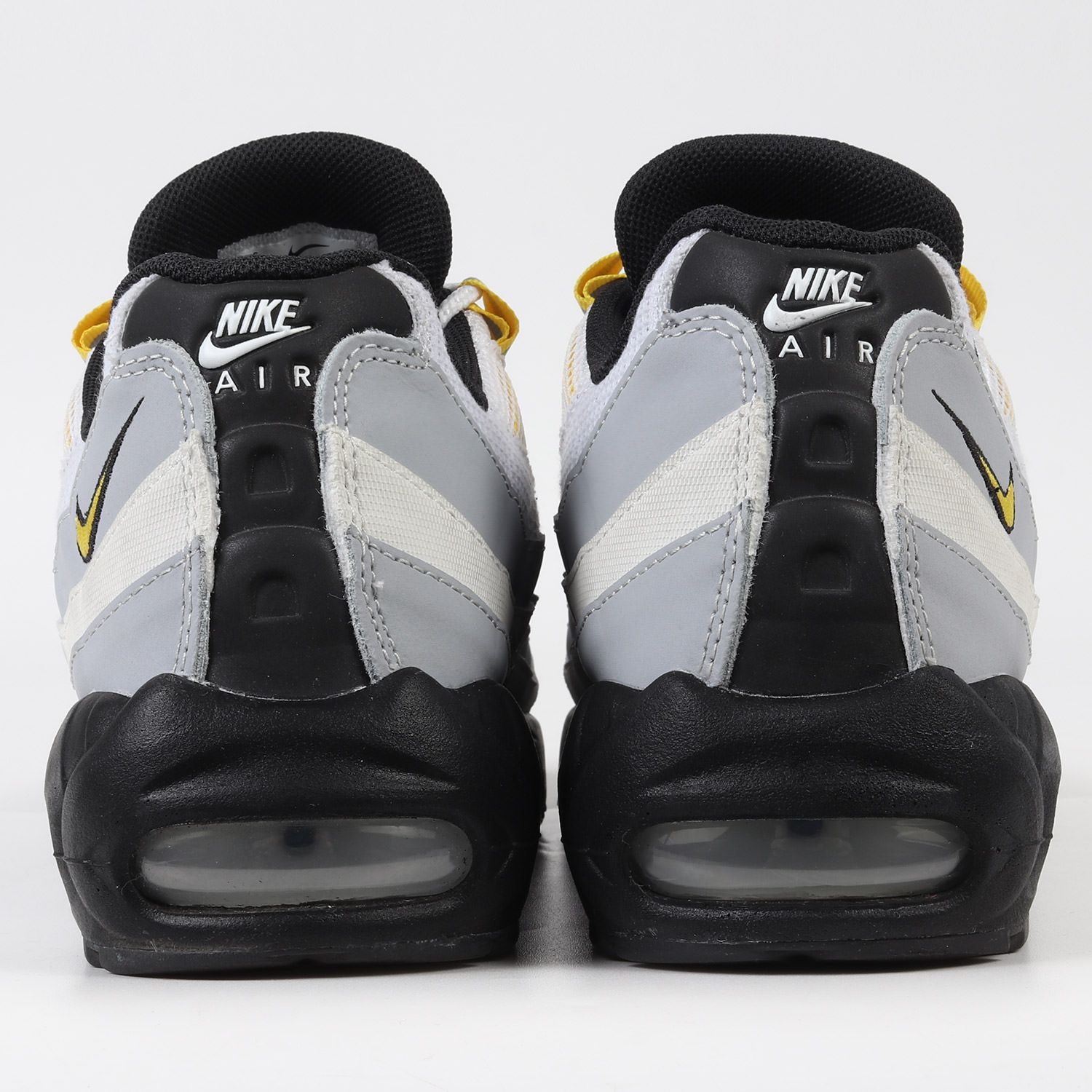美品 NIKE ナイキ AIR MAX 95 ESSENTIAL (DQ3982-100) 2022年 エア 