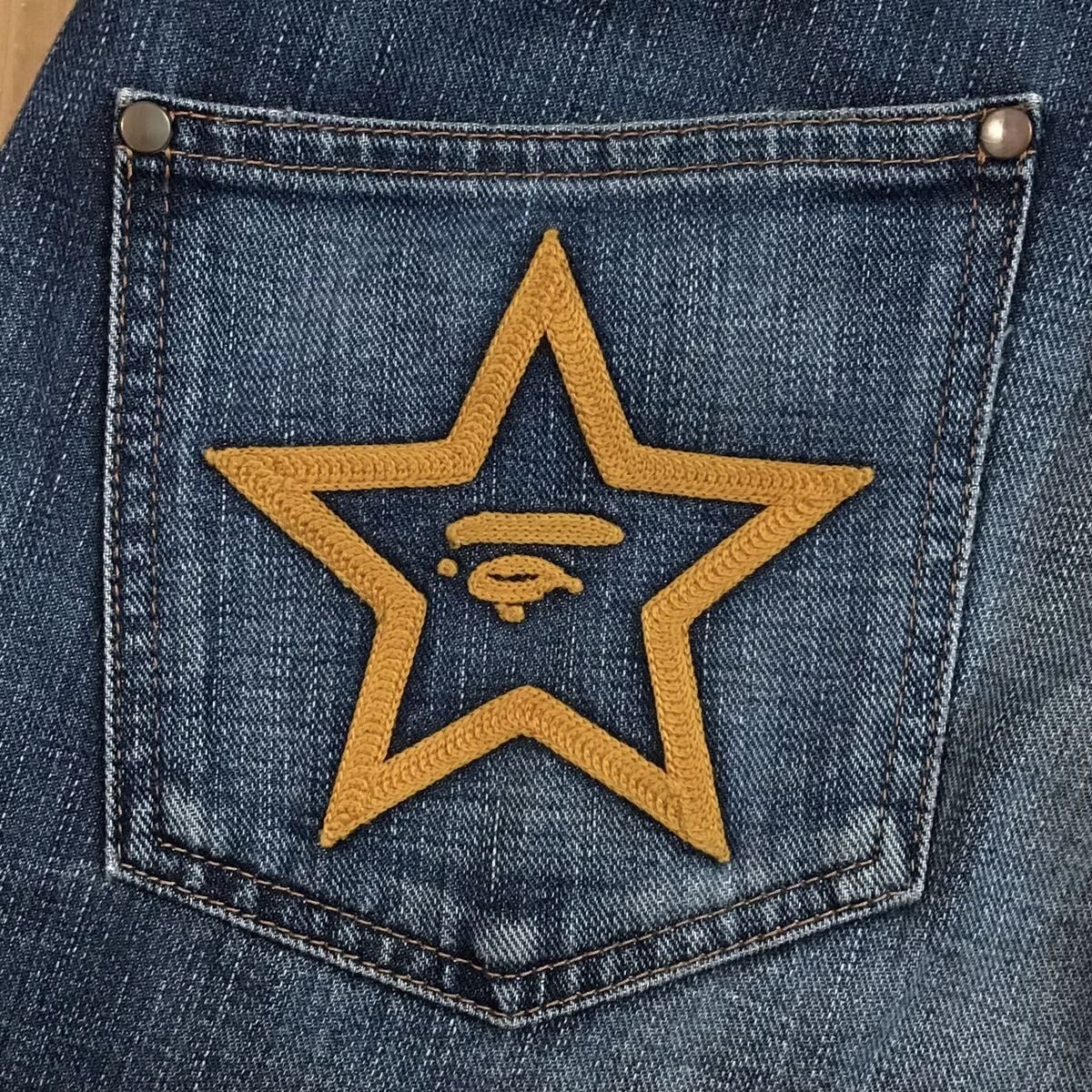 A BATHING APE スタージーンズ　刺繍 BAPE STA LOGO embroidery slim fit denim pants A Bathing Ape