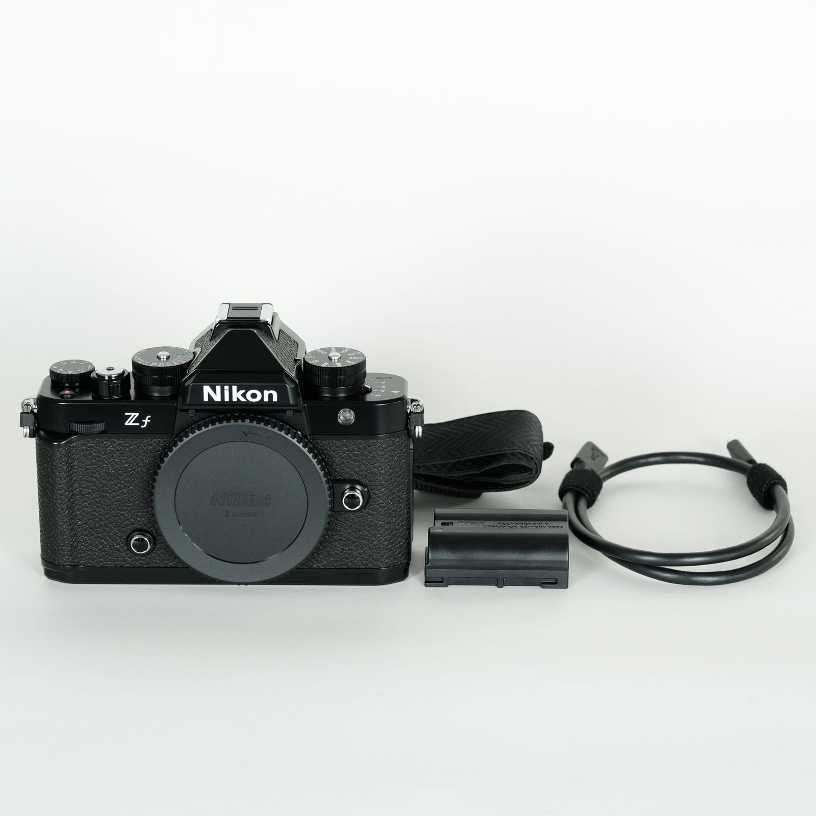 新品同様｜シャッター数6回] Nikon Z f [ボディ] / ニコンZ