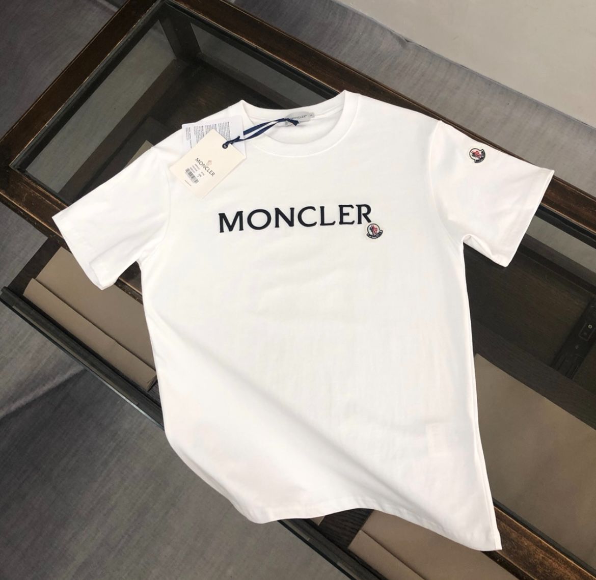 MONCLER モンクレール フロントロゴ デカロゴ Tシャツ