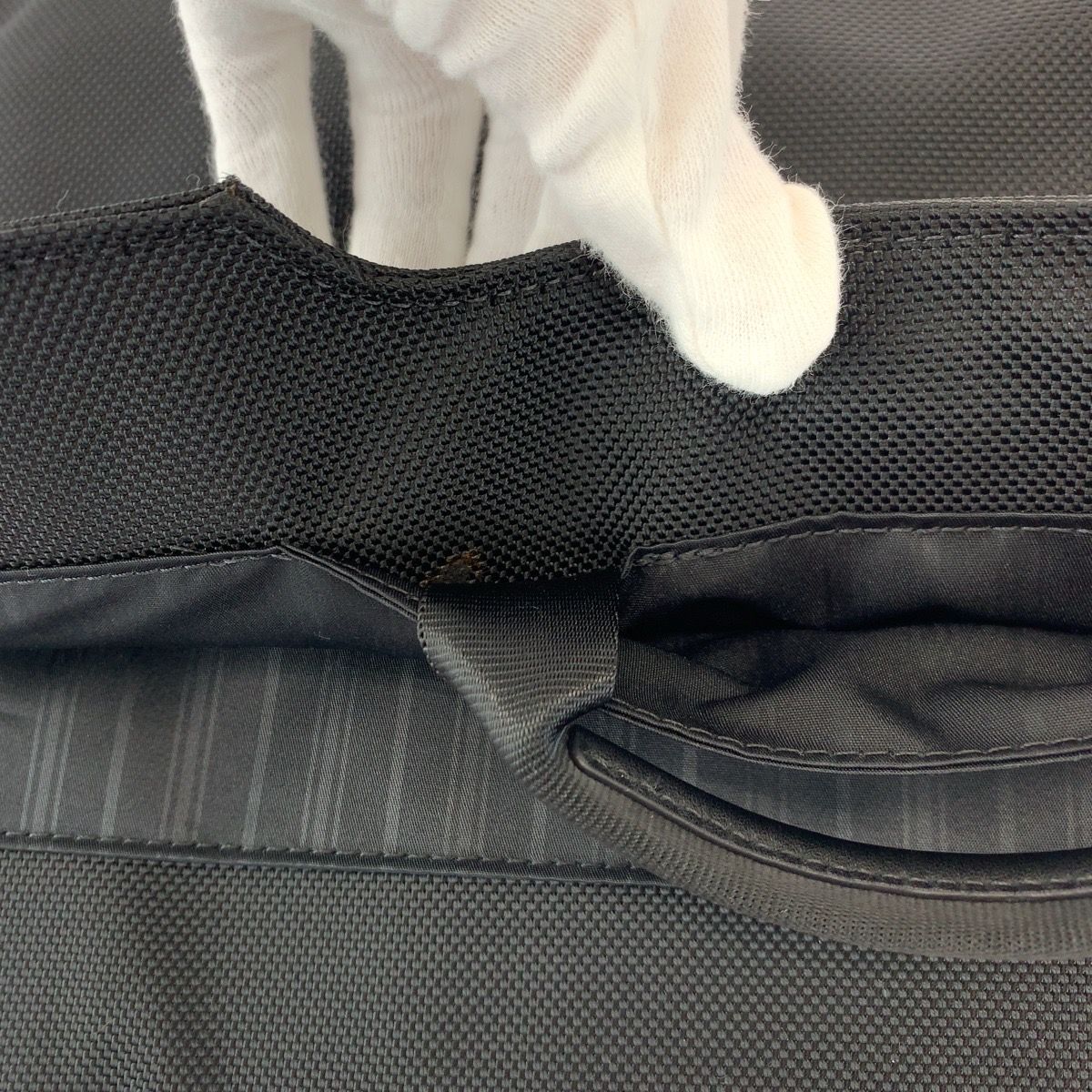 美品 TUMI トゥミ 男女兼用 ブラック 黒 ブラック金具 ナイロン  