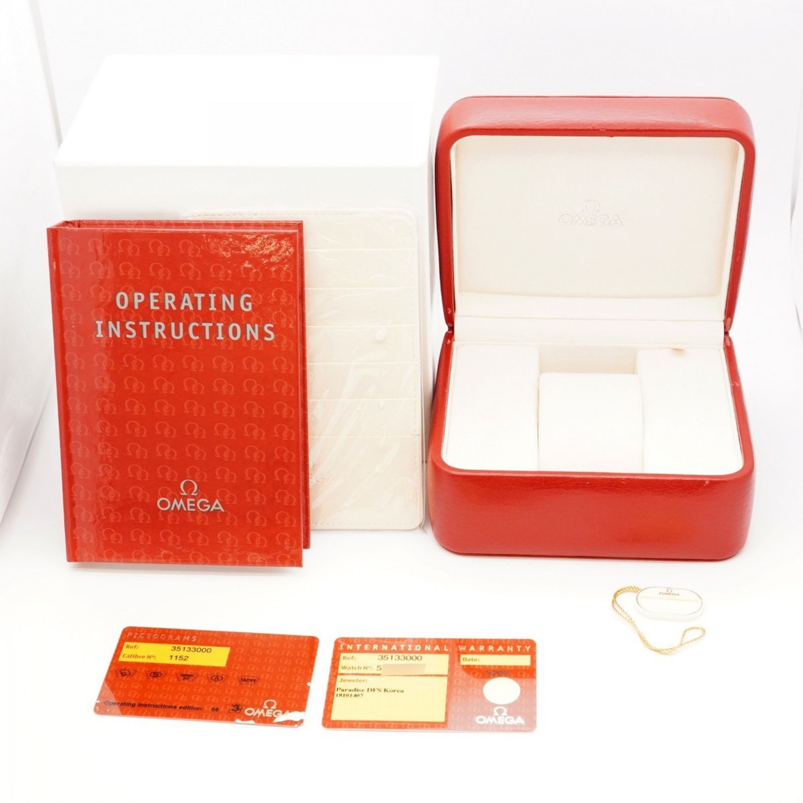 オメガ スピードマスター 3513.30.00 シルバー文字盤腕時計 メンズ