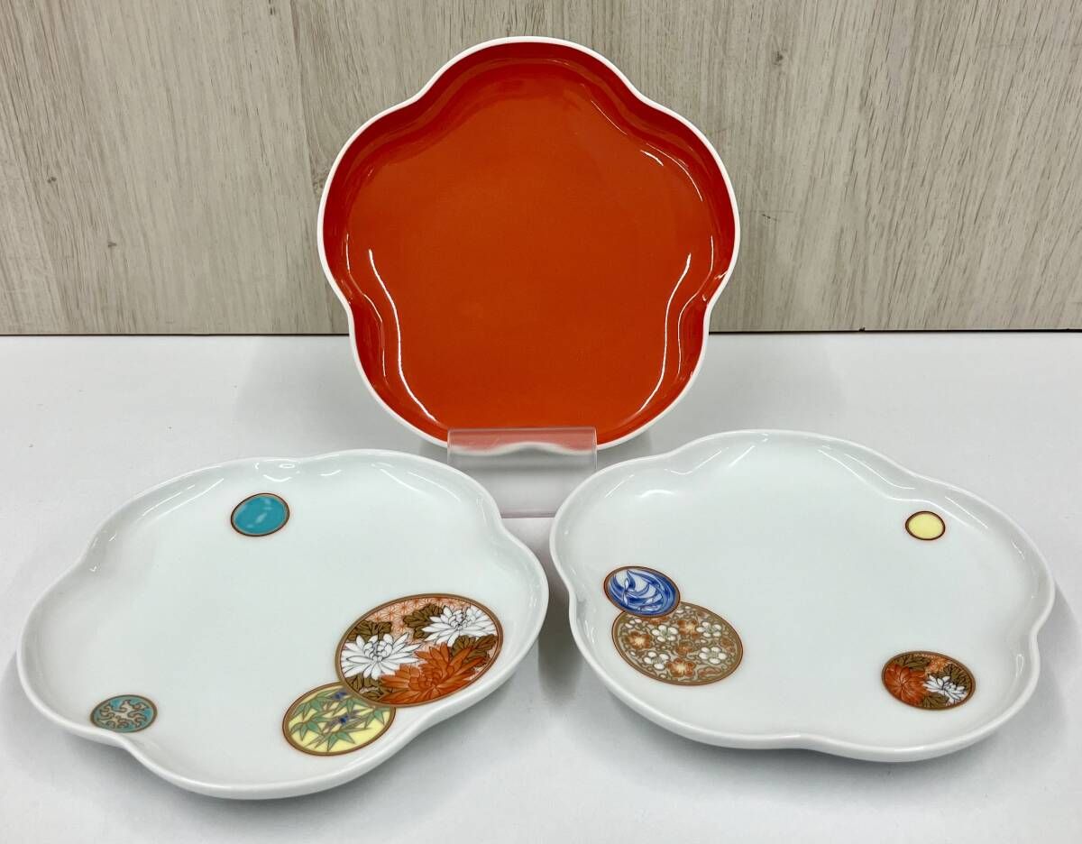 箱付き】 深川製磁 皿 3枚セット トリプレット緋（AKE） 寿赤絵