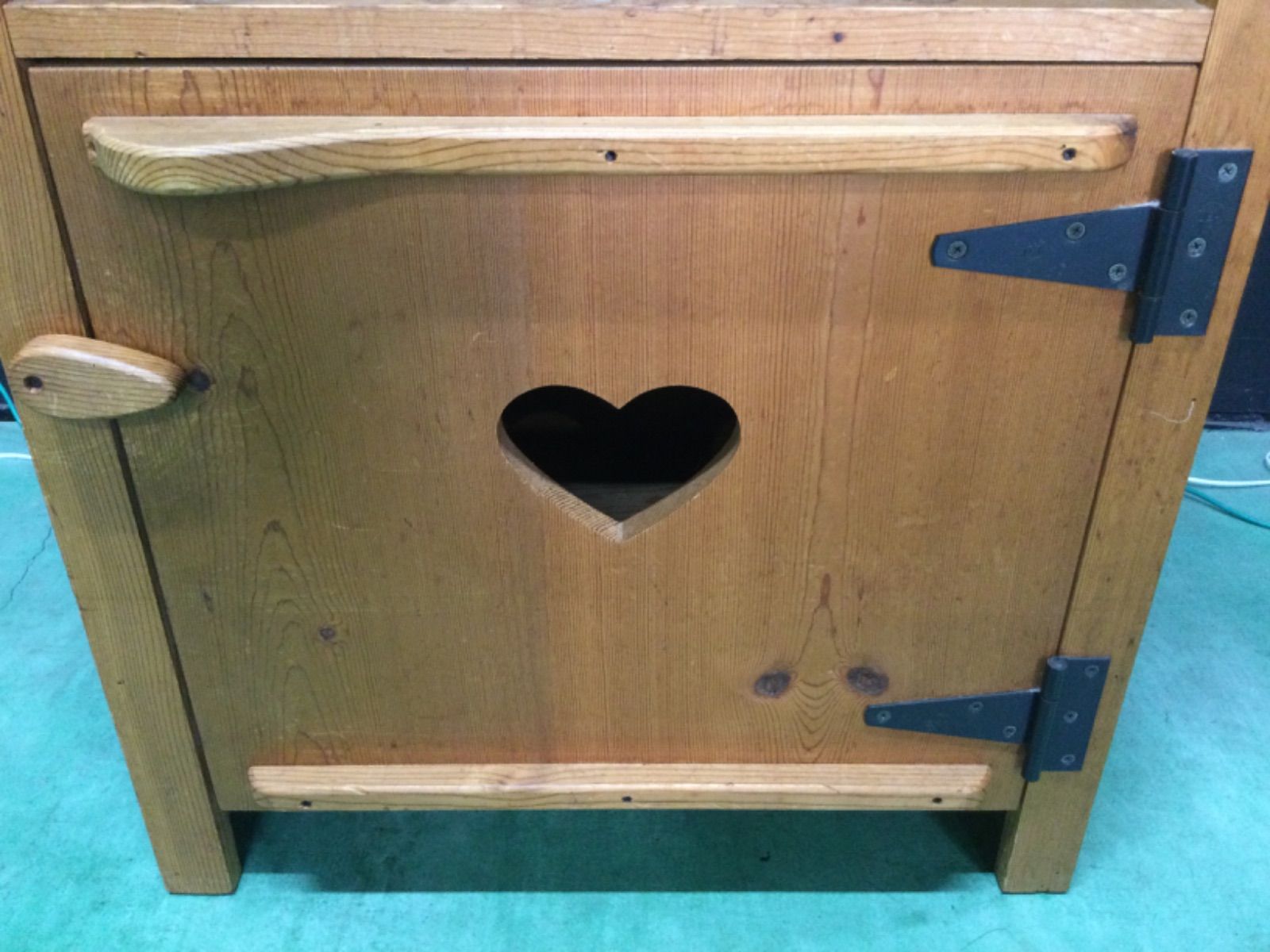 お492 カントリー家具 木製ハート型 キャビネット アメリカン