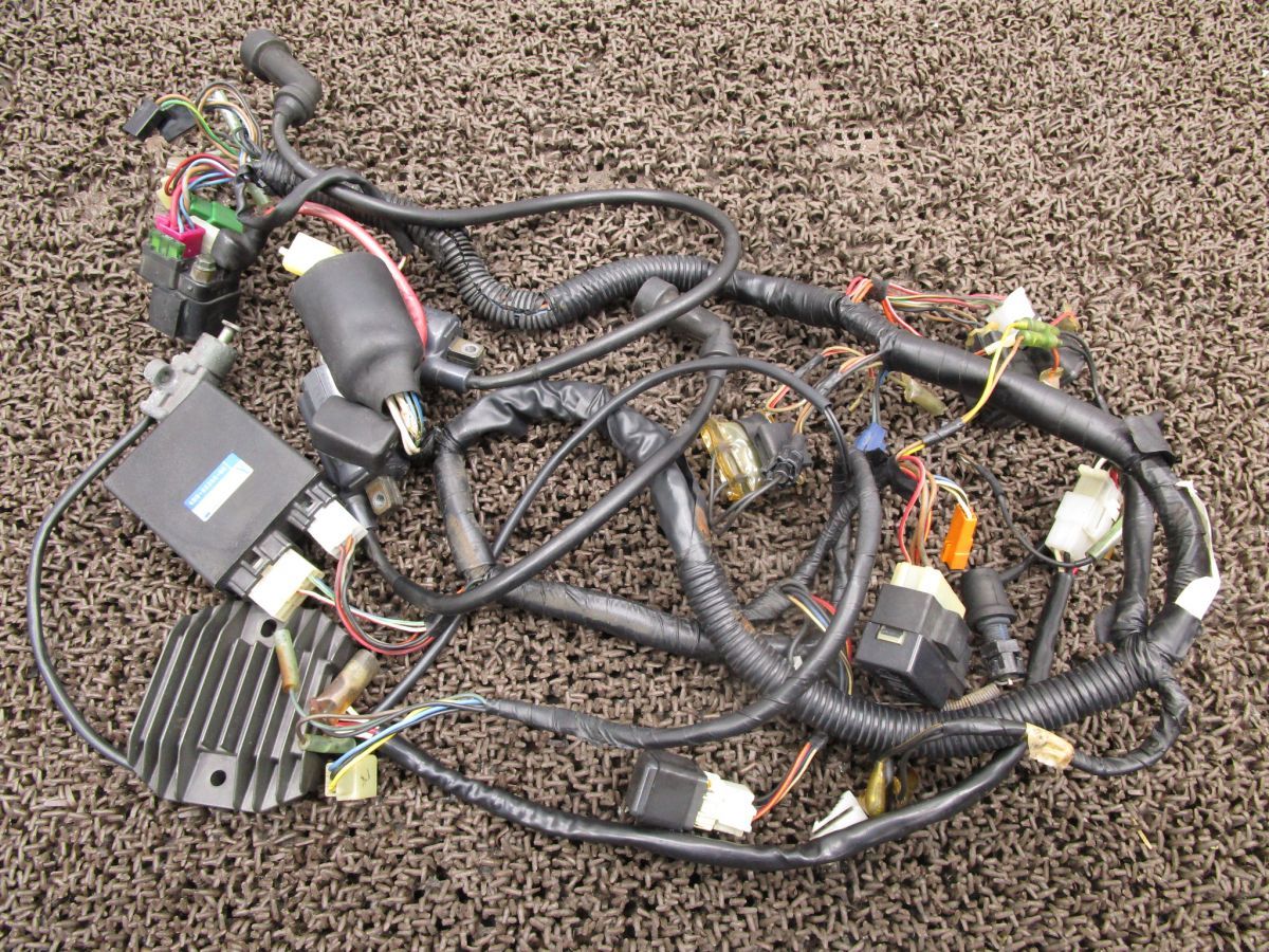 ルネッサ メインハーネス △A4278 CDI レギュレター イグニッションコイル スターターリレー 4DN ヤマハ 4DN キャブ車 動画有