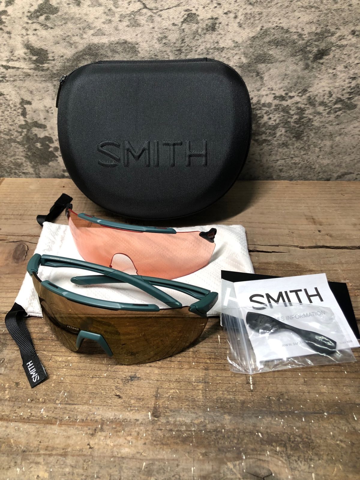 IO458 スミス SMITH ピブロック ラーカス PIVLOCK RUCKUS ファッション