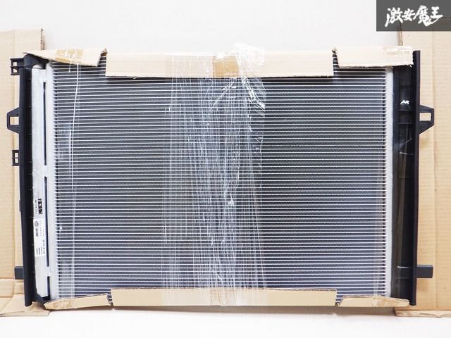新品! 即納可能! HELLA ヘラー BEHR製 純正OEM ベンツ W176 Aクラス W246 Bクラス エアコン コンデンサー コア 8FC351303-281 棚2B4