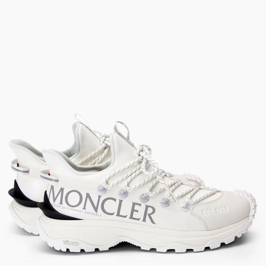 43 MONCLER モンクレール TRAILGRIP LITE2 4M00280 M3457 ホワイト 