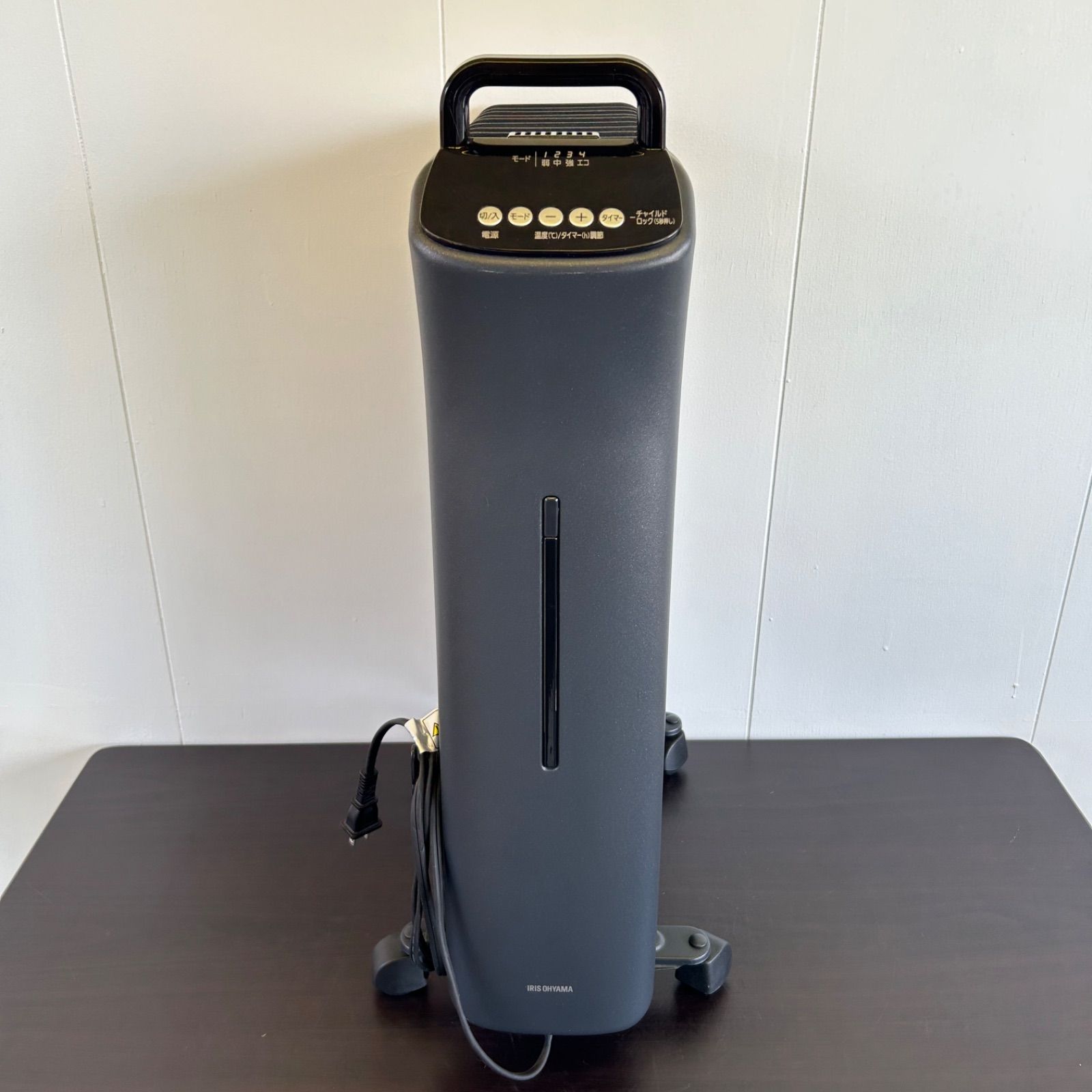 美品IRISOHYAMA アイリスオーヤマ オイルヒーター ブラック KIWHD