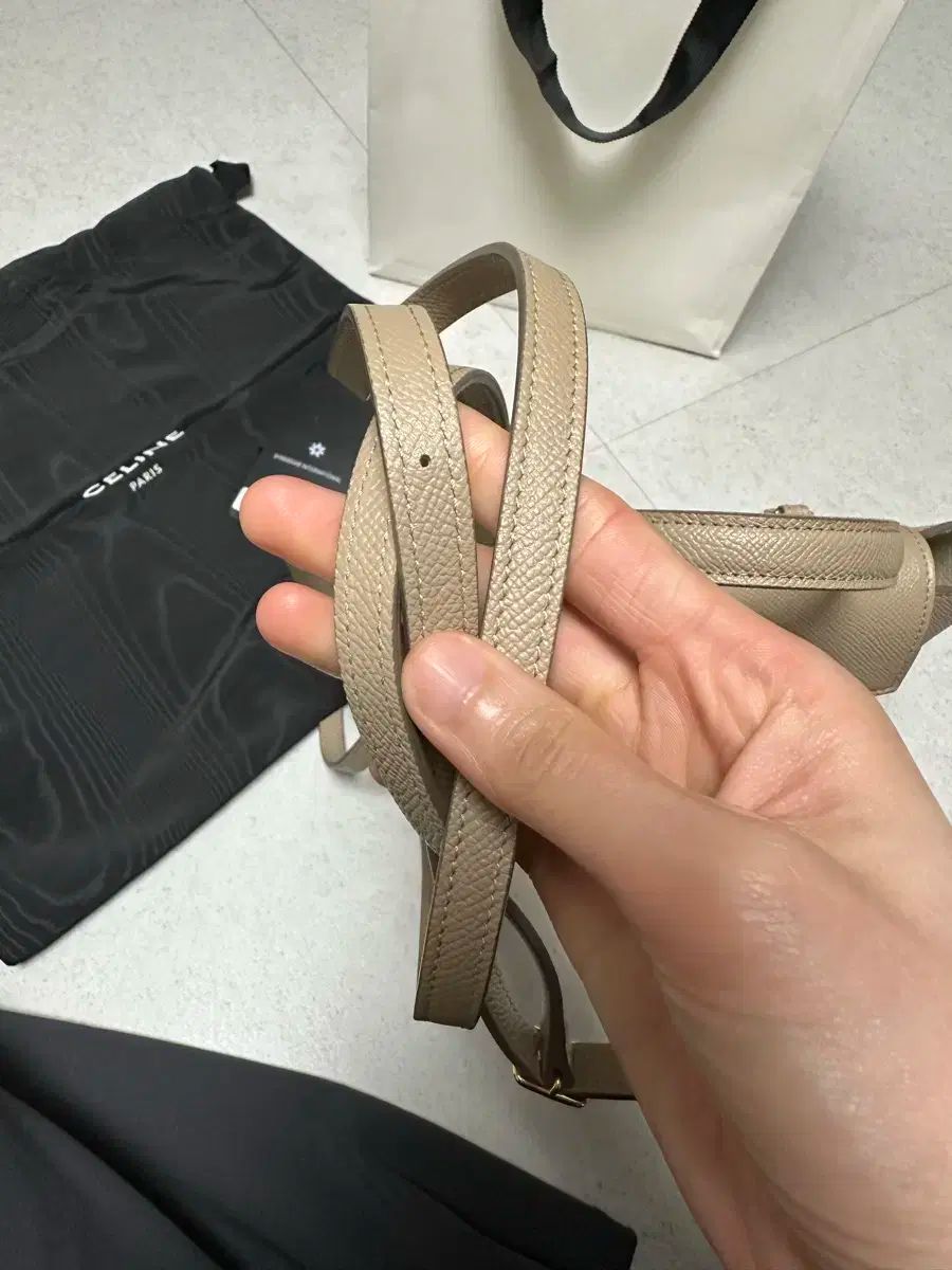 CELINE ベルトバッグ ナノ ライトトープ 美品 セリーヌ ベルトバッグ