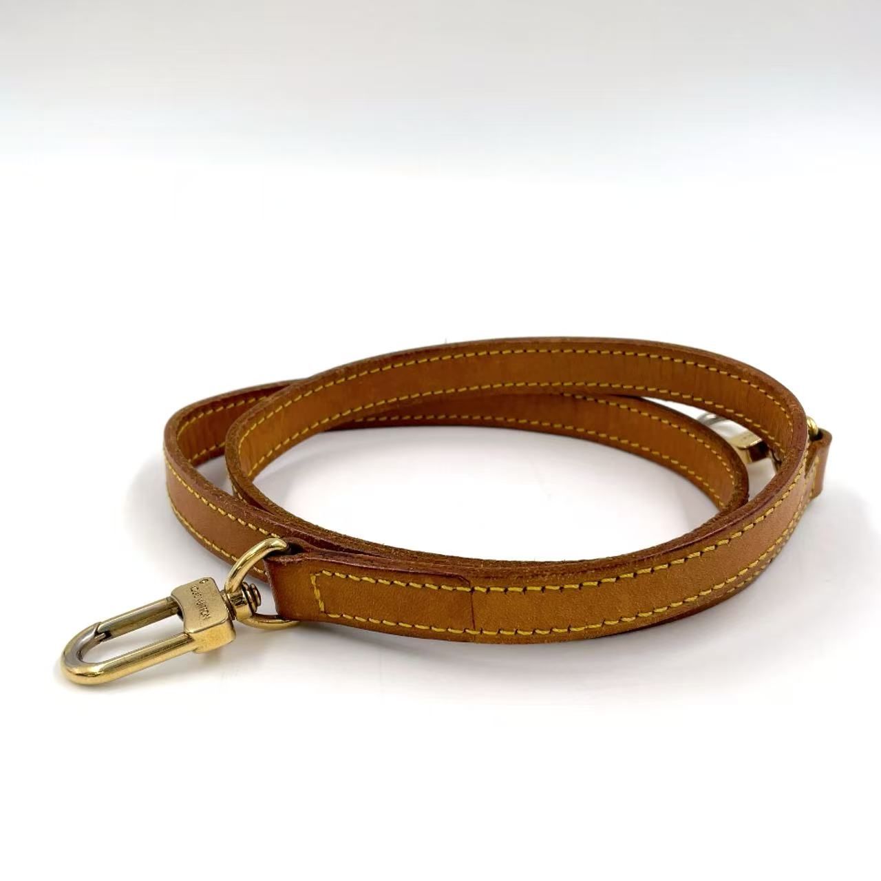 LOUIS VUITTON ショルダーストラップ レザー ベージュ 財布 小物 その他 ゴールド