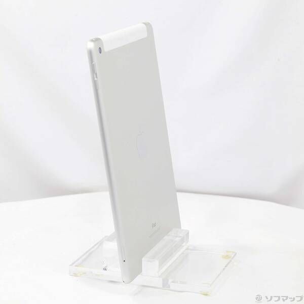 中古品〕 iPad 第6世代 128GB シルバー MR732J／A auロック解除