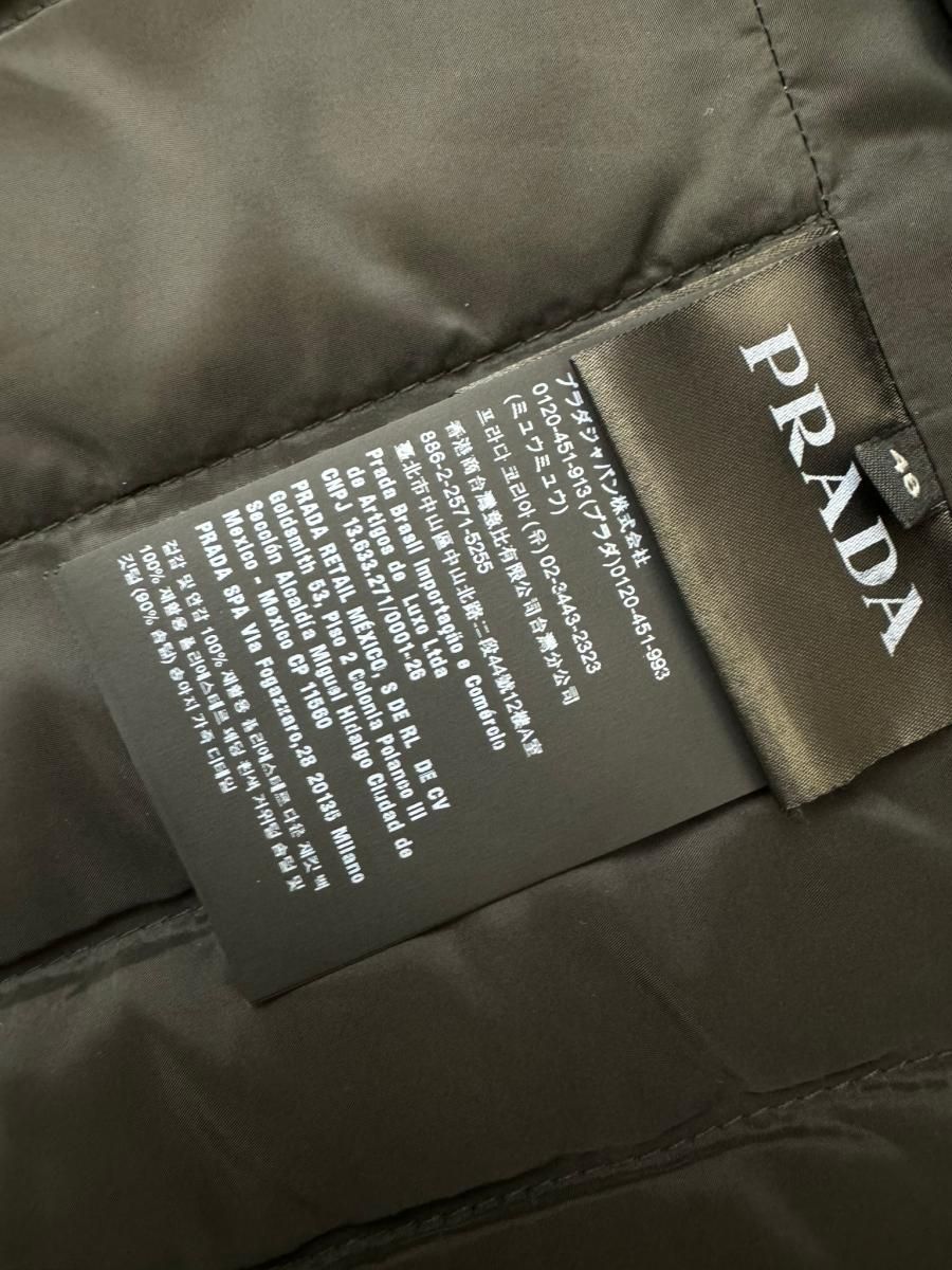 PRADA （プラダ） ﾀﾞｳﾝｼﾞｬｹｯﾄ ダウンジャケット ライダース メンズ衣類