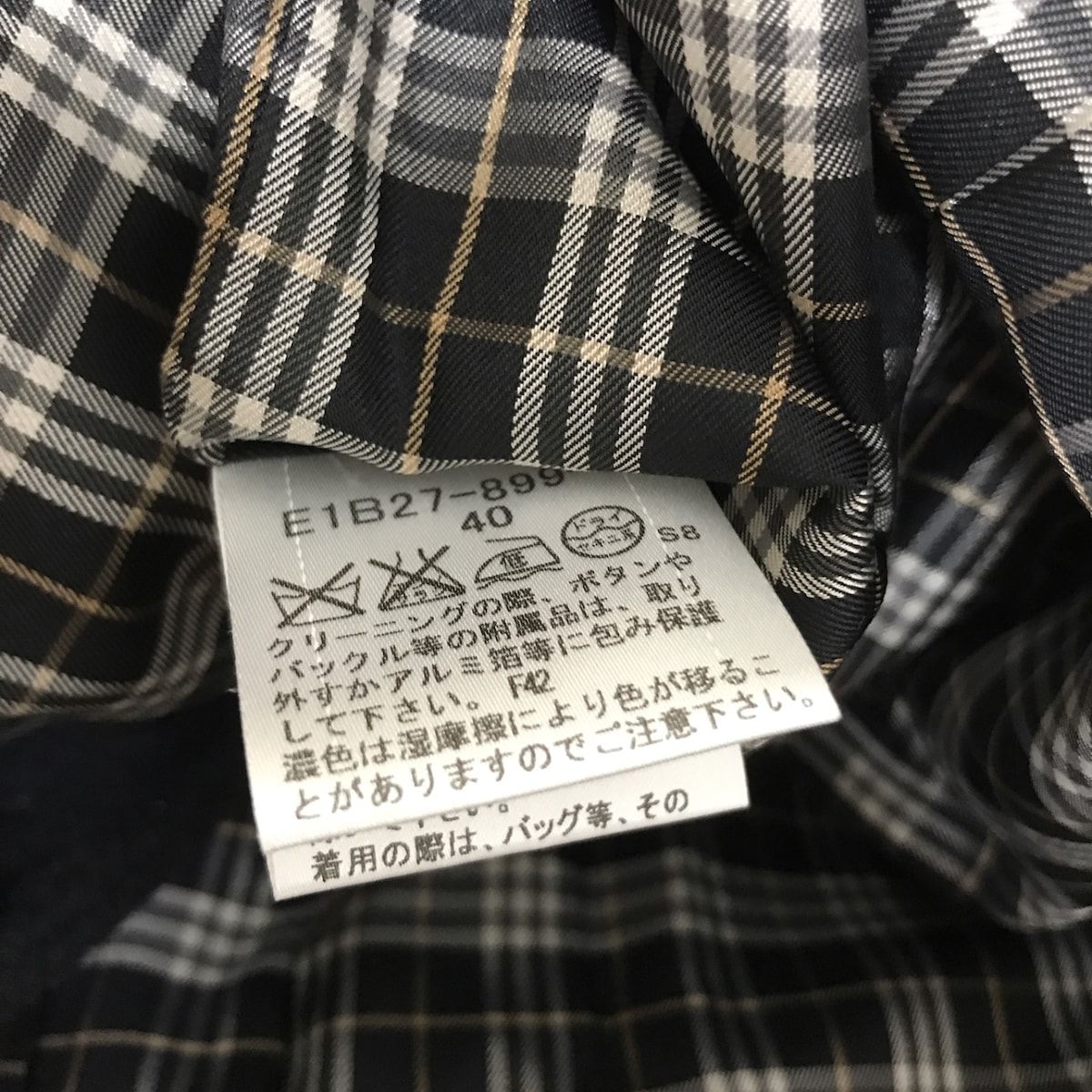 Burberry Blue Label(バーバリーブルーレーベル) コート サイズ40 M レディース美品 - 黒 長袖/冬