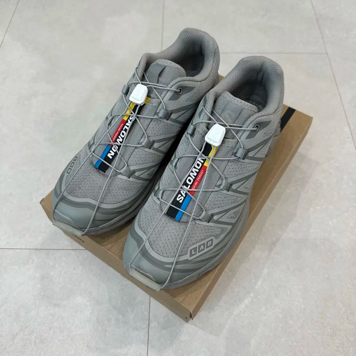 SALOMON サロモン xt ー 6 ゴーストグレー 245