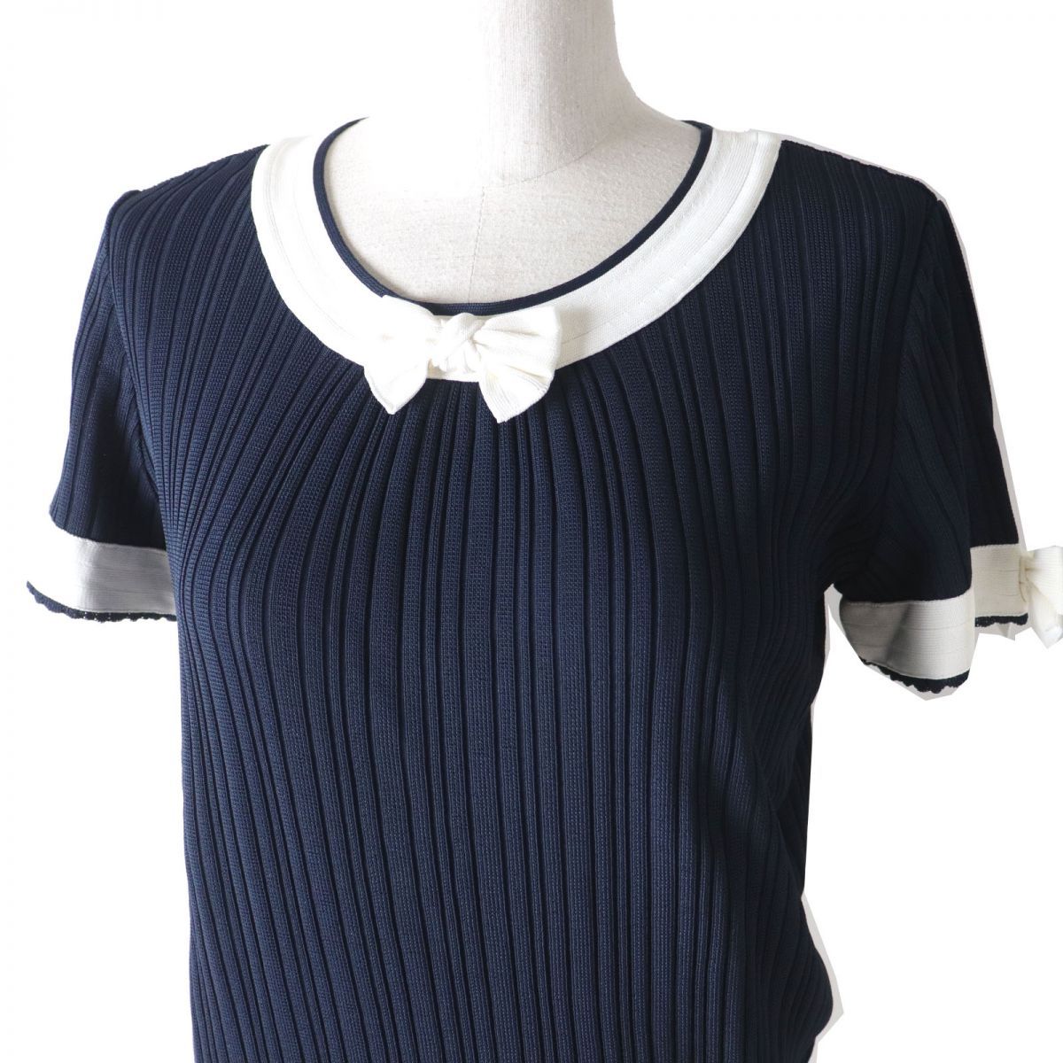 CHANEL ネイビー リボン付き半袖ニット CHANEL ネイビー リボン付き半袖ニット