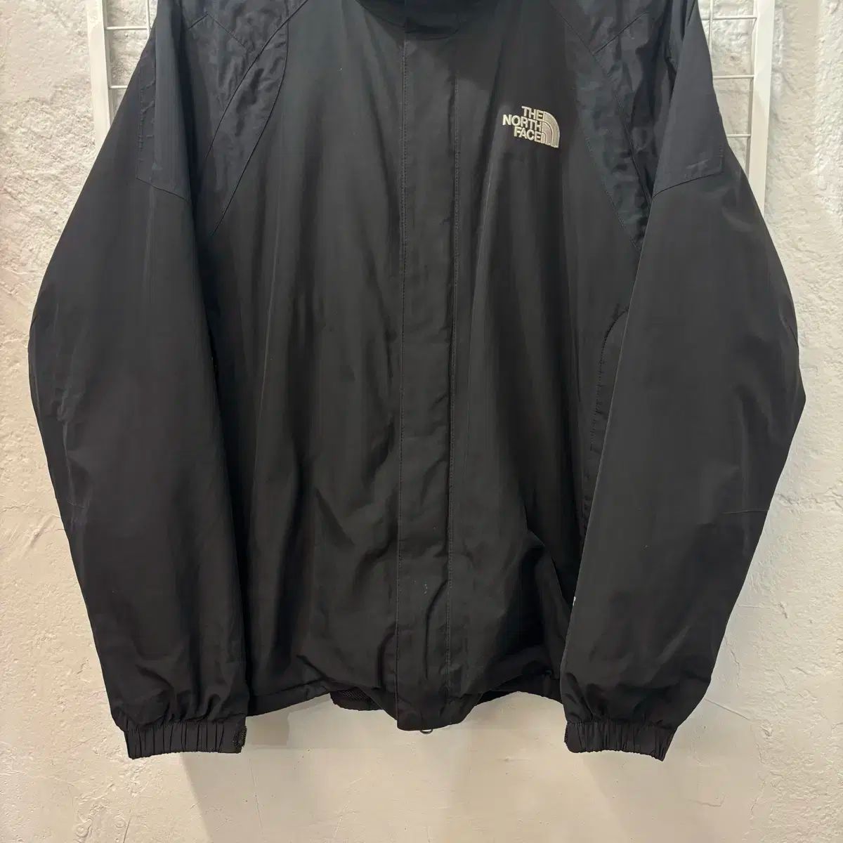 ノースフェイス　ウィンドブレーカー　美品　黒色 ザ ノース フェイス THE NORTH FACE パーカー （ブラック