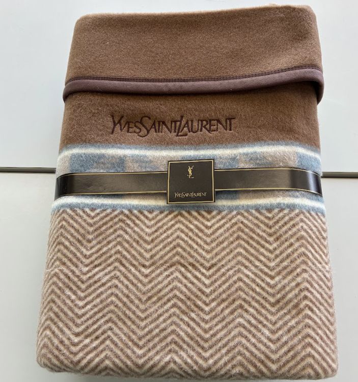 ☆イヴ・サンローラン カシミヤ入ウール毛布 2枚セット 新品イヴサン
