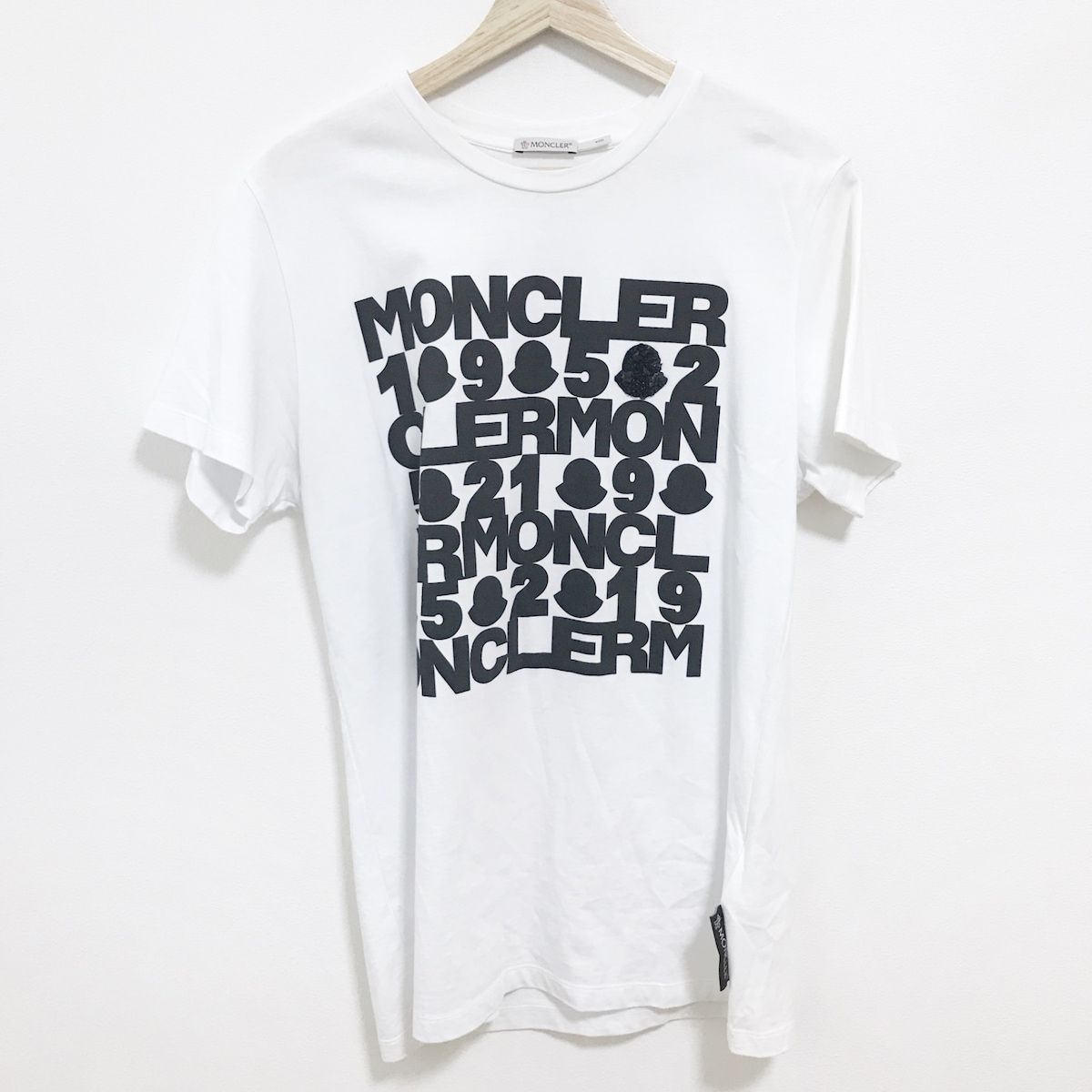 MONCLER(モンクレール) 半袖Tシャツ レディース T-SHIRT 白×黒 クルーネック/スパンコール