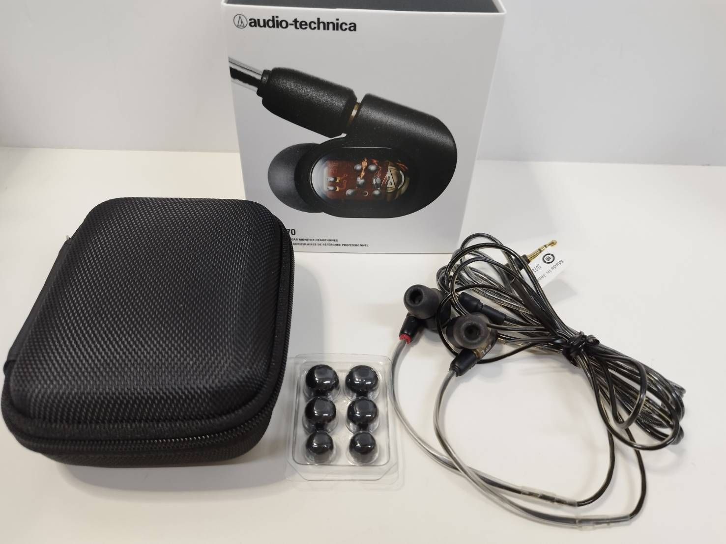 オーディオテクニカ　ATH-E70 おまけ付 audio-technica ATH-E70｜ミュージックランドKEY