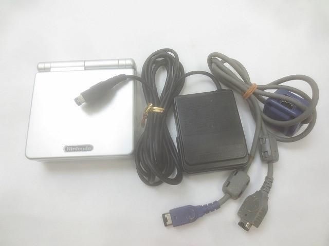 品 ゲーム ゲームボーイアドバンス 本体 AGS-001 シルバー 動作品 GBAケーブル 充電器付き