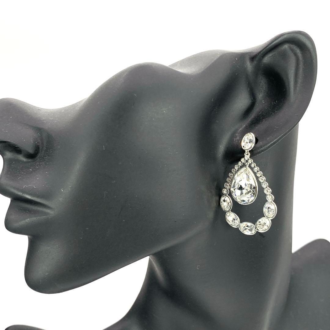 SWAROVSKI スワロフスキー ドロップ型 ピアス シルバー