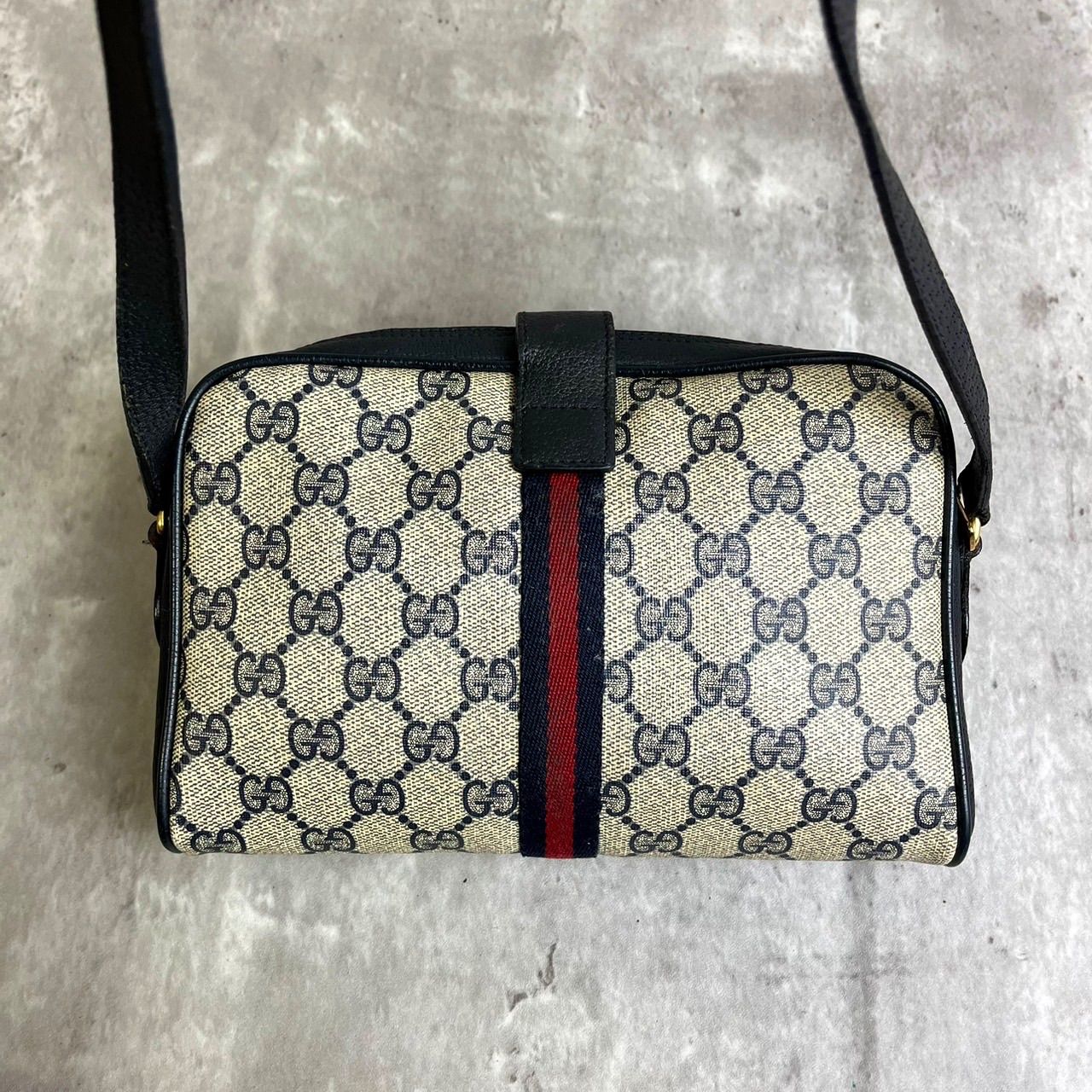 ✨良品✨ OLD GUCCI オールドグッチ ショルダーバッグ トートバッグ シェリーライン インターロッキング GG柄 総柄 ロゴ型押し 肩掛け  斜め掛け PVCレザー レディース グレー 灰色 ネイビー 紺色