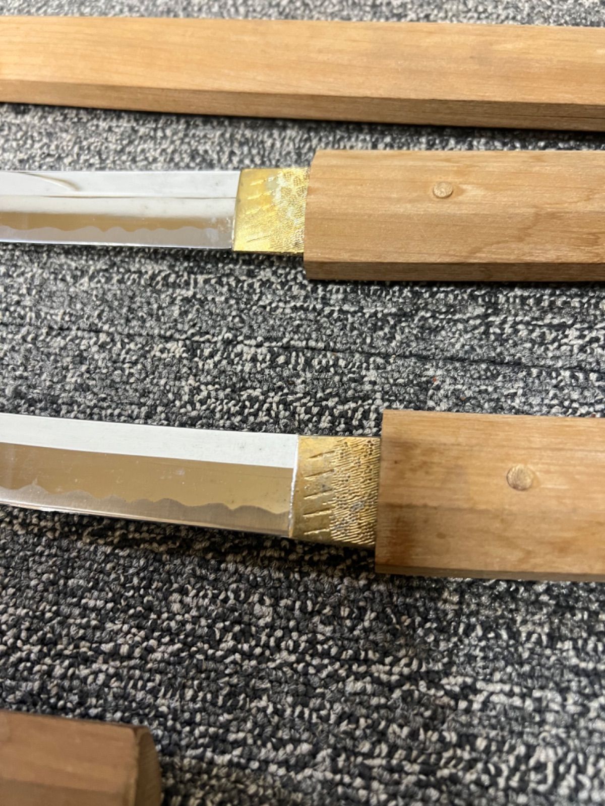 日本鹿角加工装飾品　模擬刀2セット ⭐︎ 刀 模擬刀 模造刀 日本刀 模擬刀 2本掛け 鹿の角 鹿角
